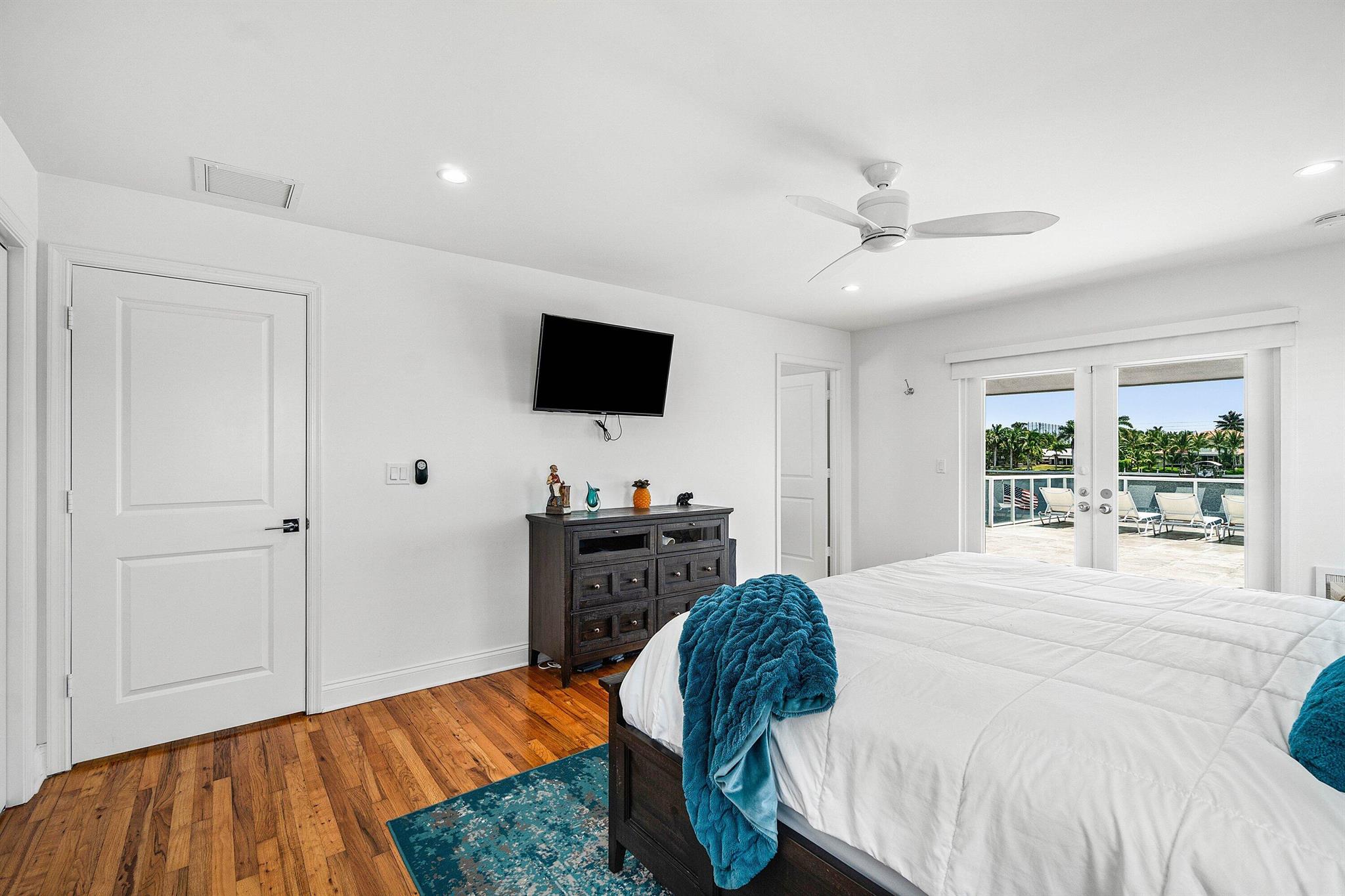 LAKE CLARKE SHORES - Residential