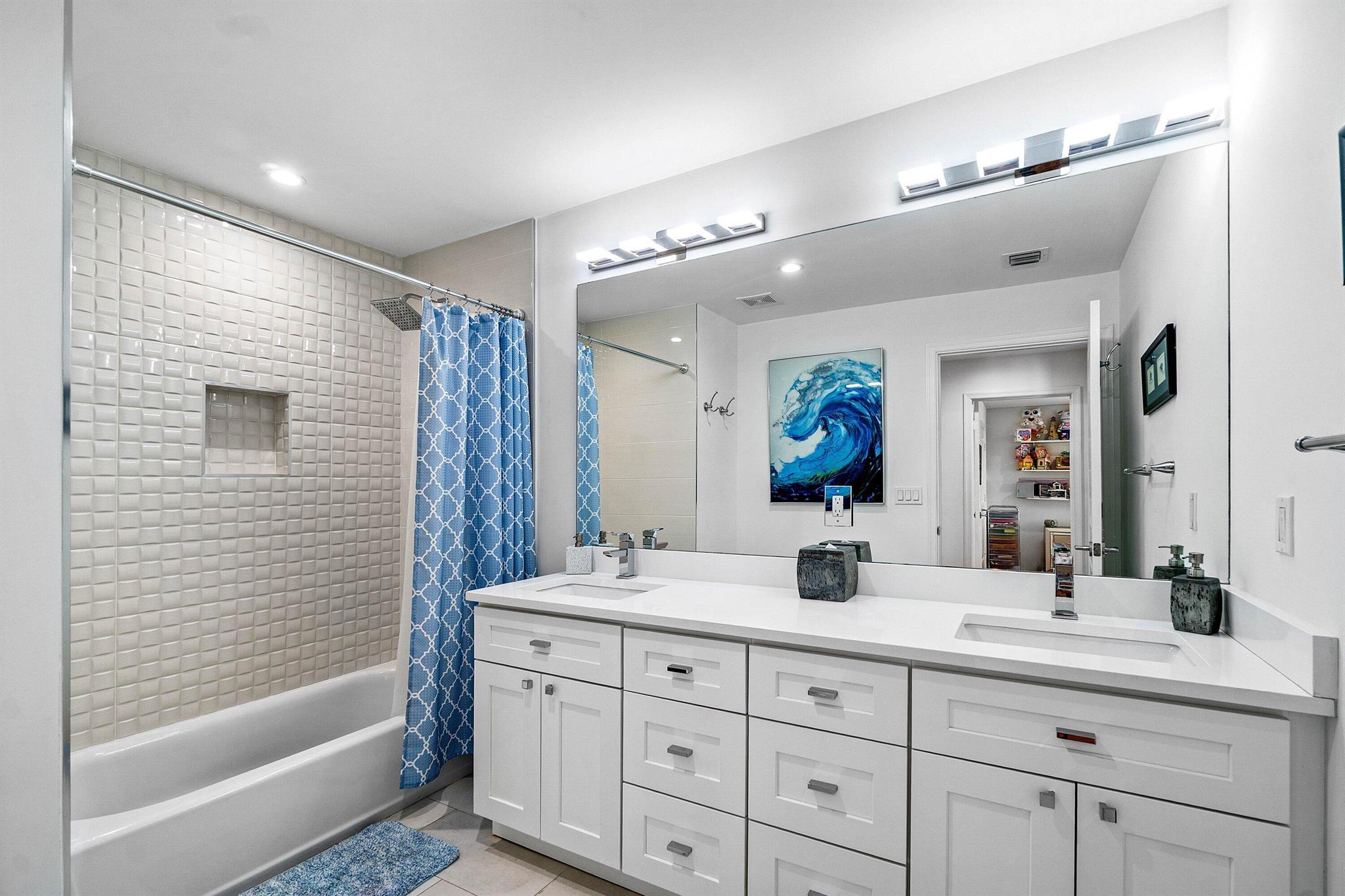 LAKE CLARKE SHORES - Residential