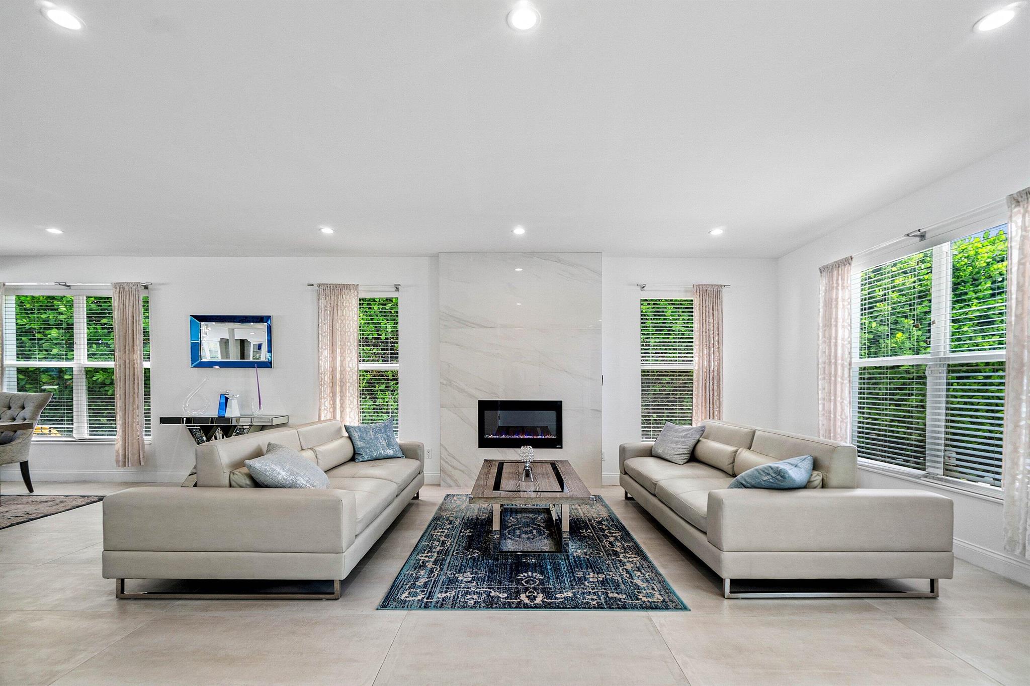 LAKE CLARKE SHORES - Residential