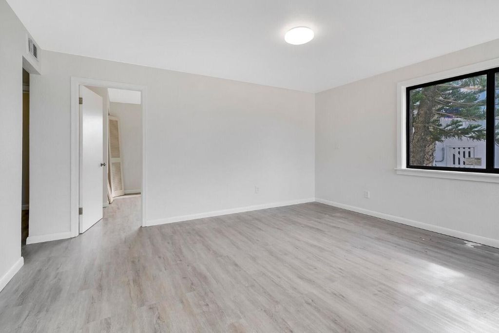 Photo of 652 Hernando Street #F, Fort Pierce, FL 34949 (MLS # R10948365)