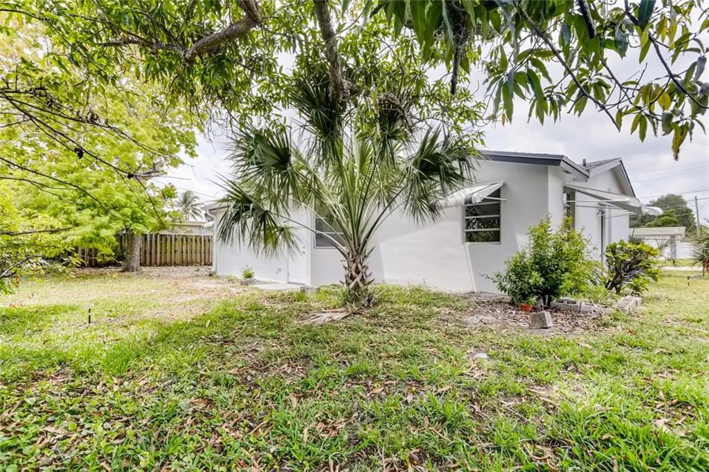 Lauderdale Lakes West Gat - Residential