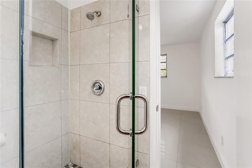 Lauderdale Lakes West Gat - Residential