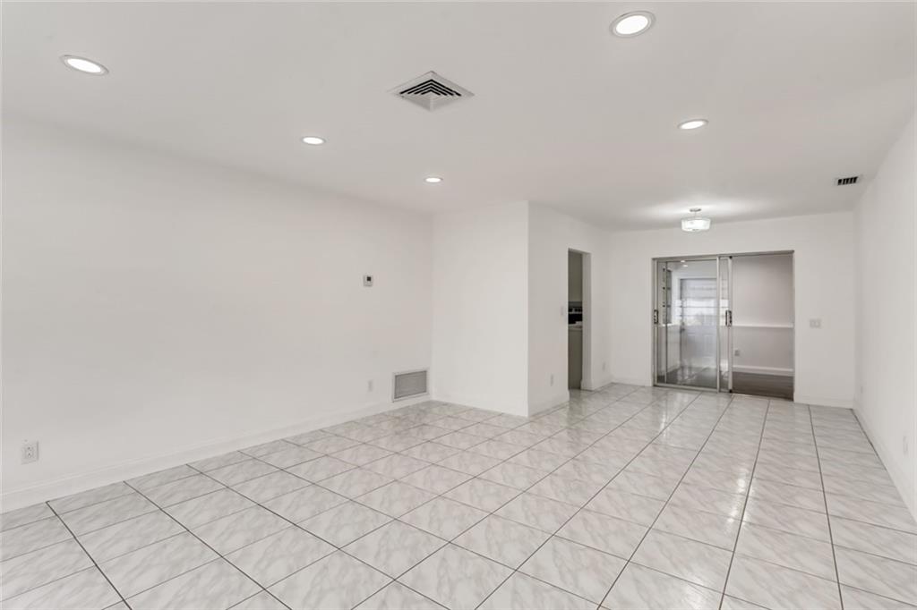 Lauderdale Lakes West Gat - Residential