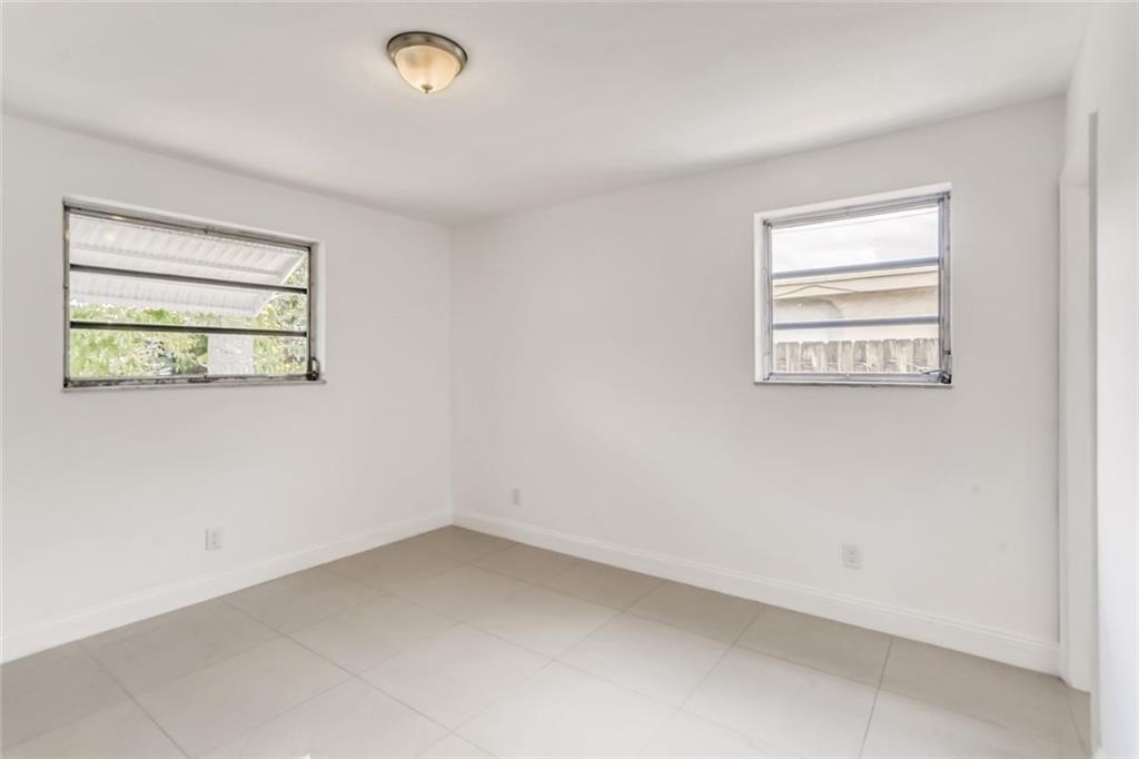 Lauderdale Lakes West Gat - Residential