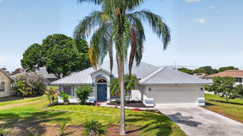 Photo of 2738 SW District Avenue, Port Saint Lucie, FL 34953 (MLS # B26022316)