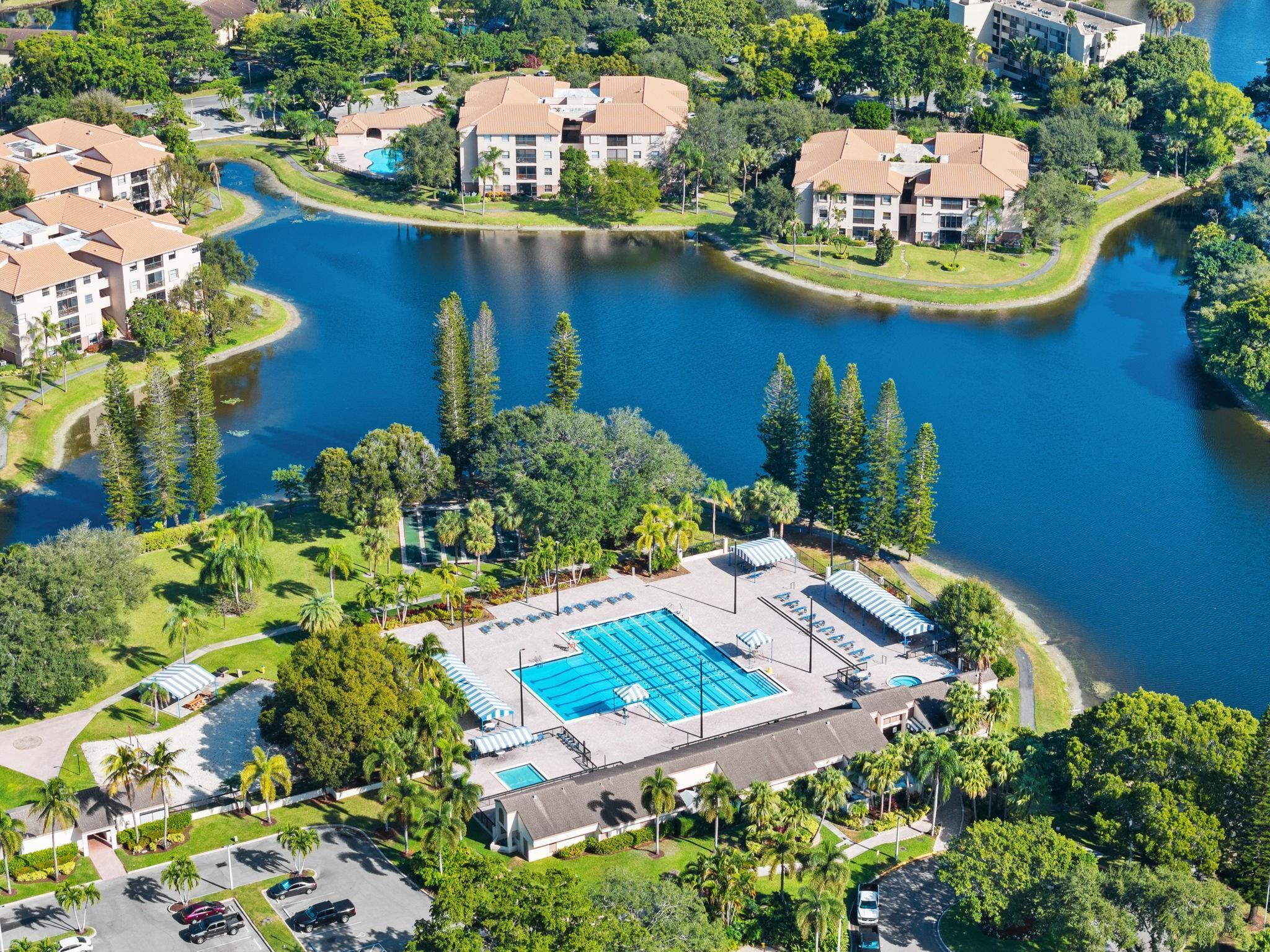 BAYWOOD VILLAGE II-C COND - Residential