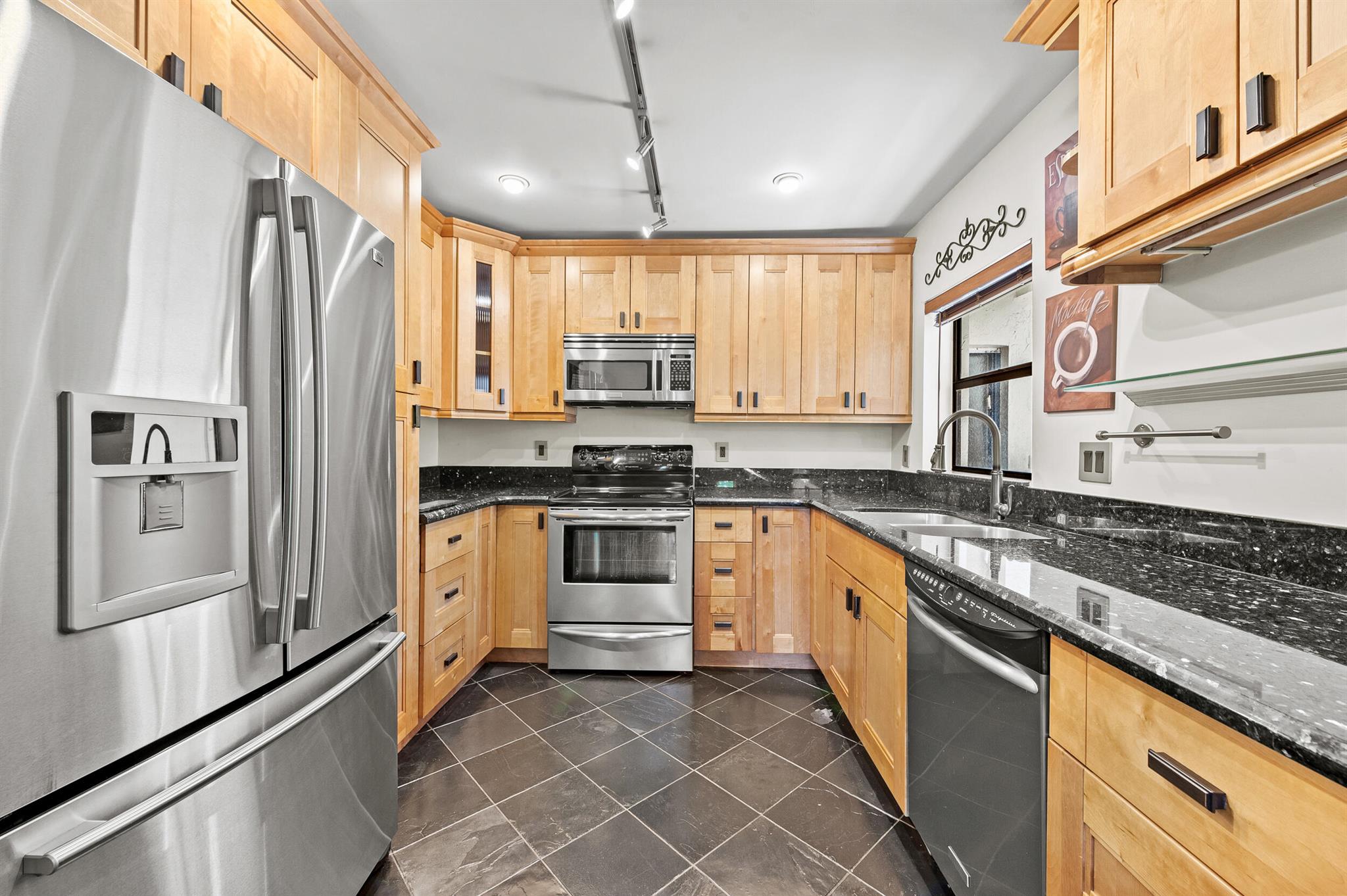 4718 NW 22nd Street 4268