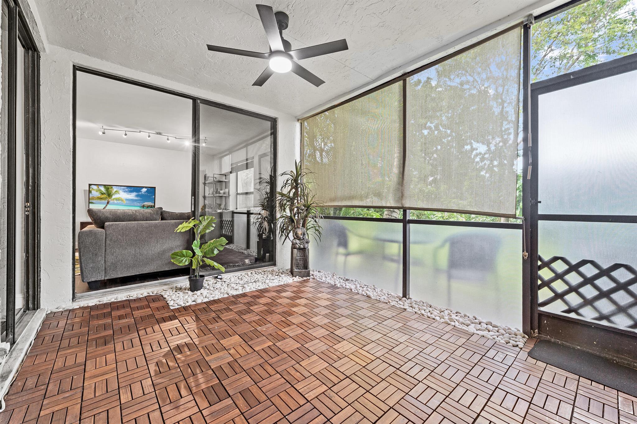 BAYWOOD VILLAGE II-C COND - Residential