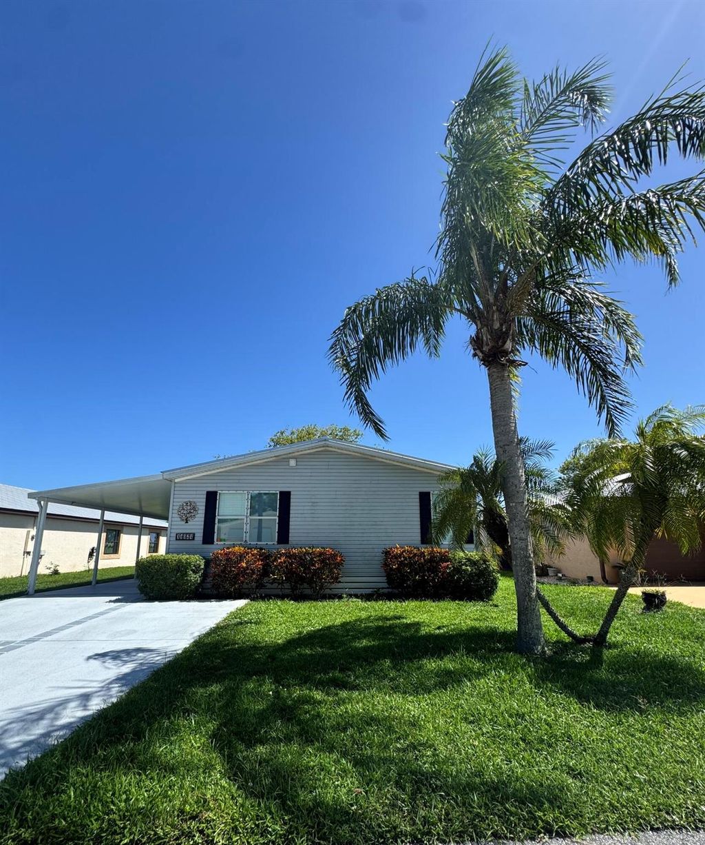 Photo of 14827 Aguila Avenue, Fort Pierce, FL 34951 (MLS # R11111714)