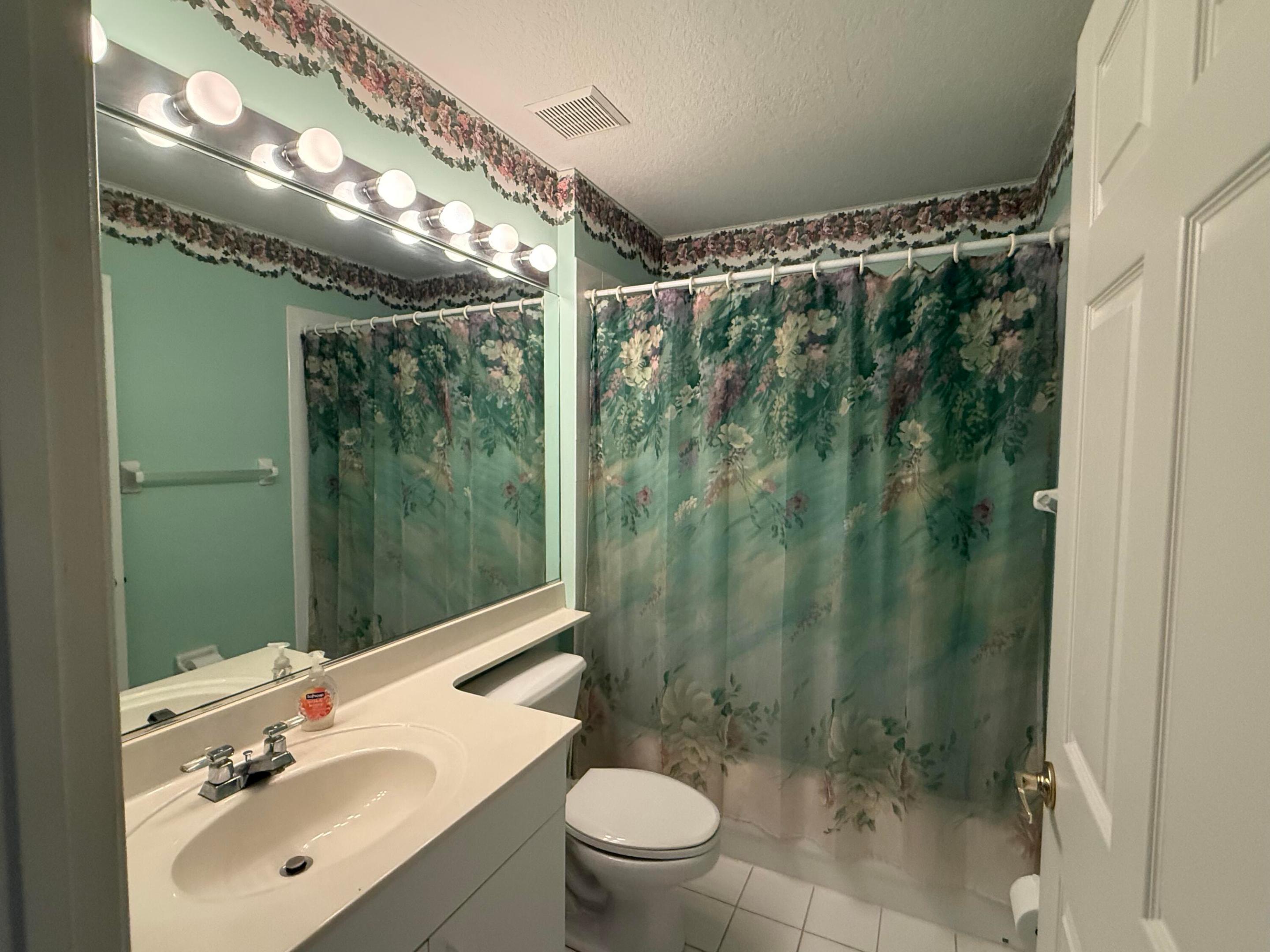 Kings Isle - Residential