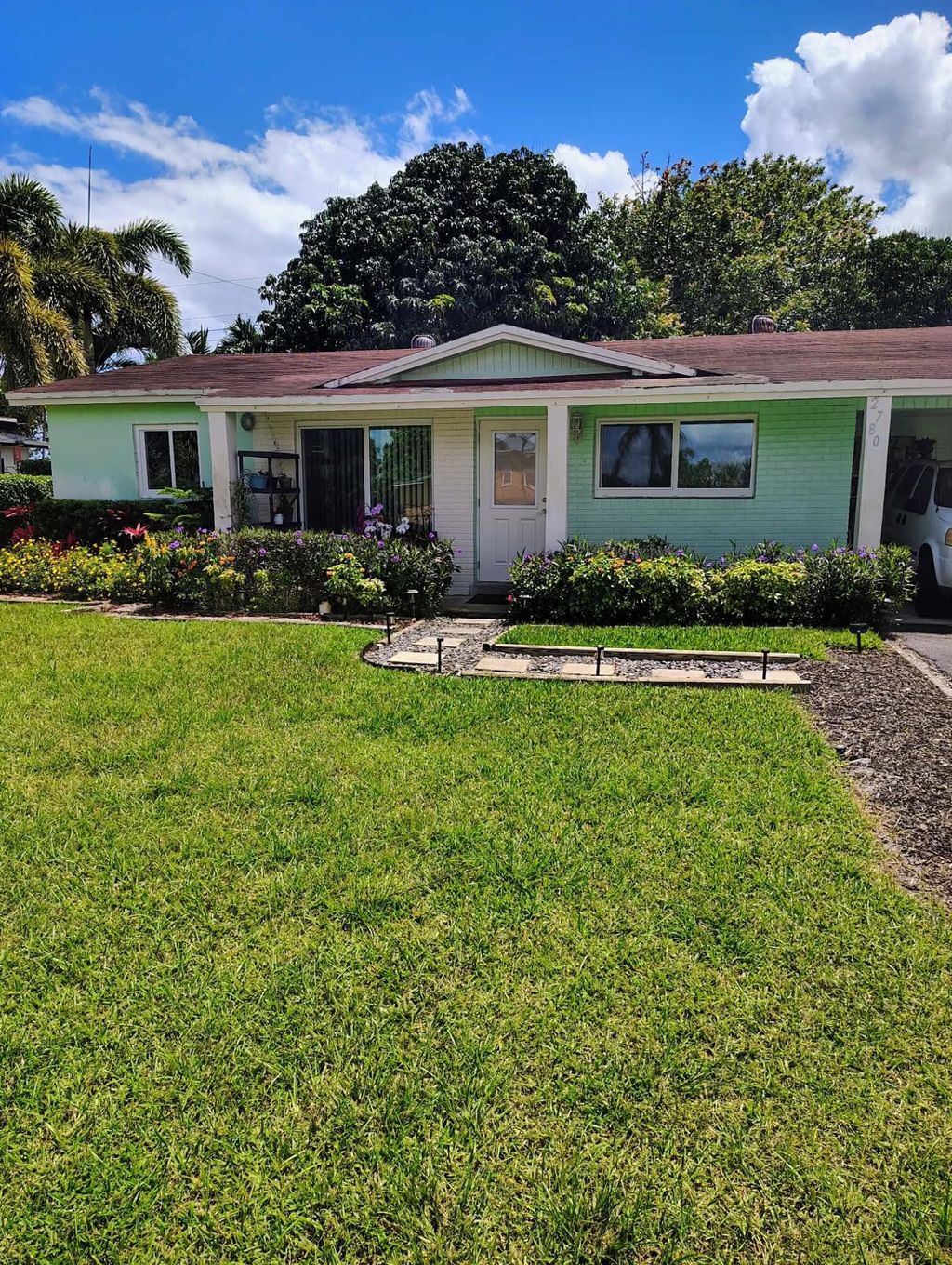 Photo of 2780 NW 21st Street, Fort Lauderdale, FL 33311 (MLS # B26018959)