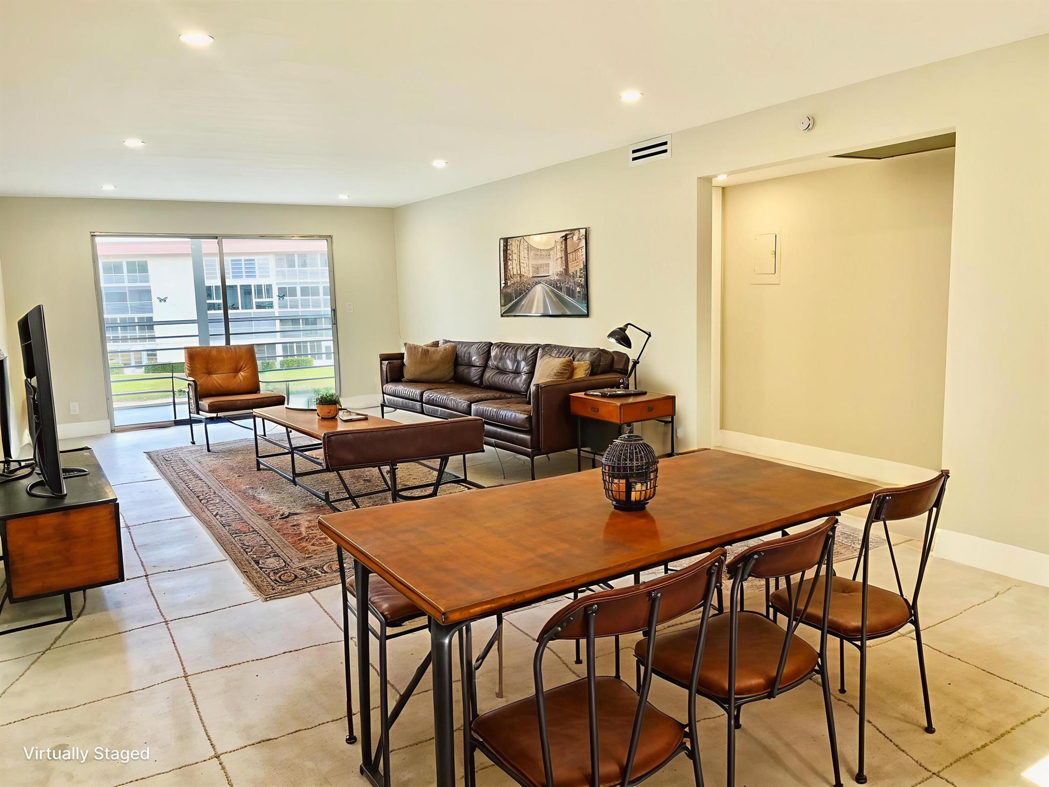 WYNMOOR VILLAGE - Residential