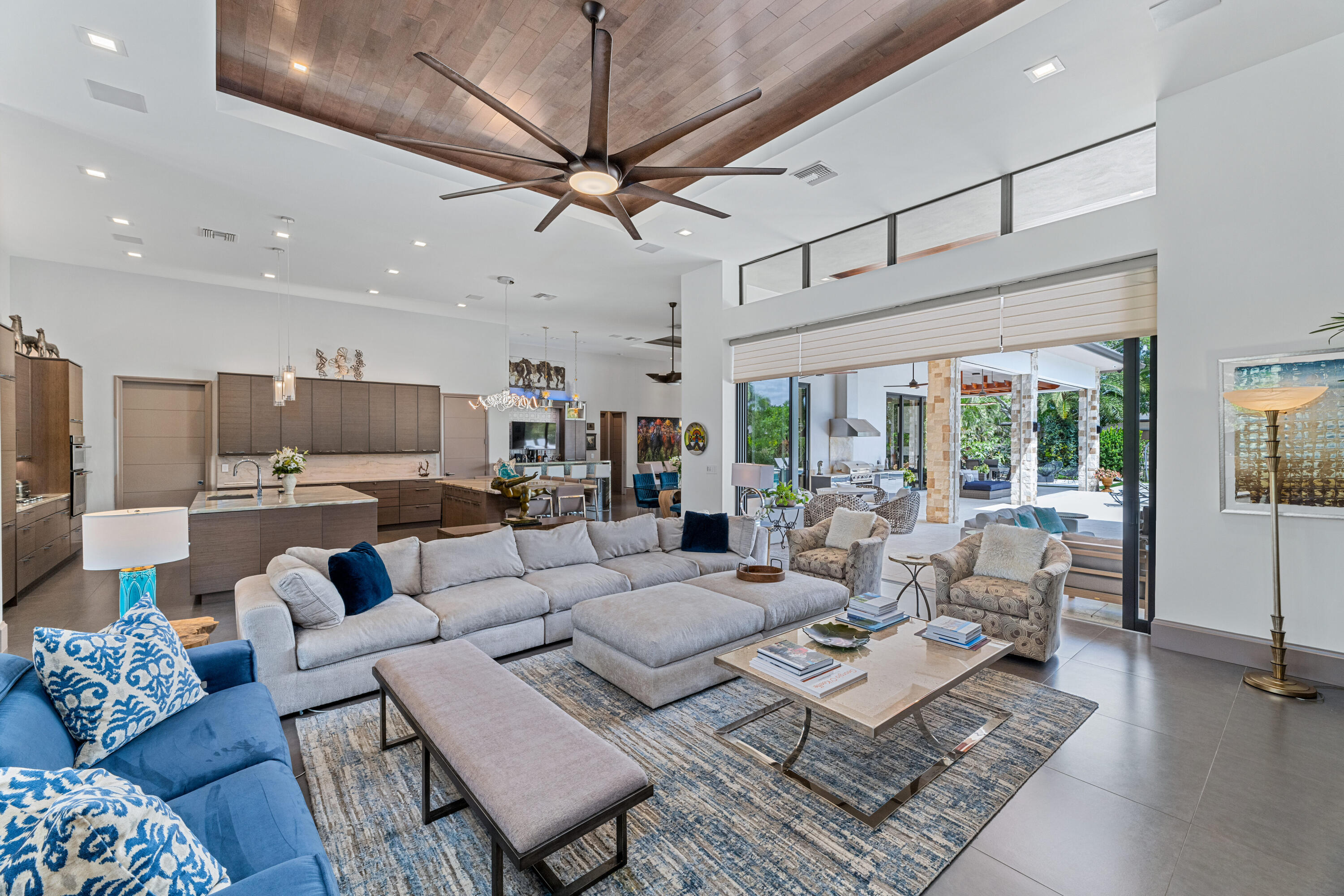 SADDLE TRAIL PARK OF WELLINGTON - Residential