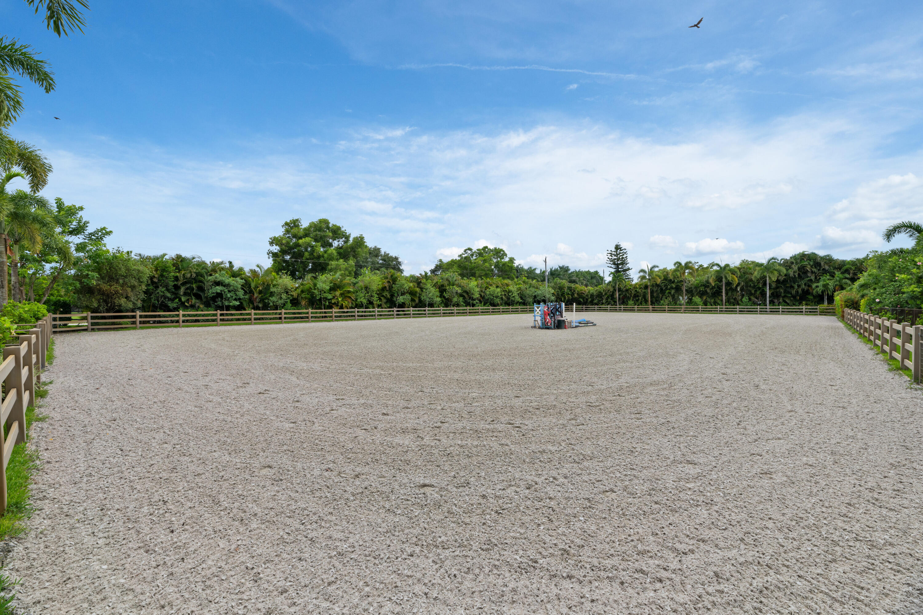 SADDLE TRAIL PARK OF WELLINGTON - Residential