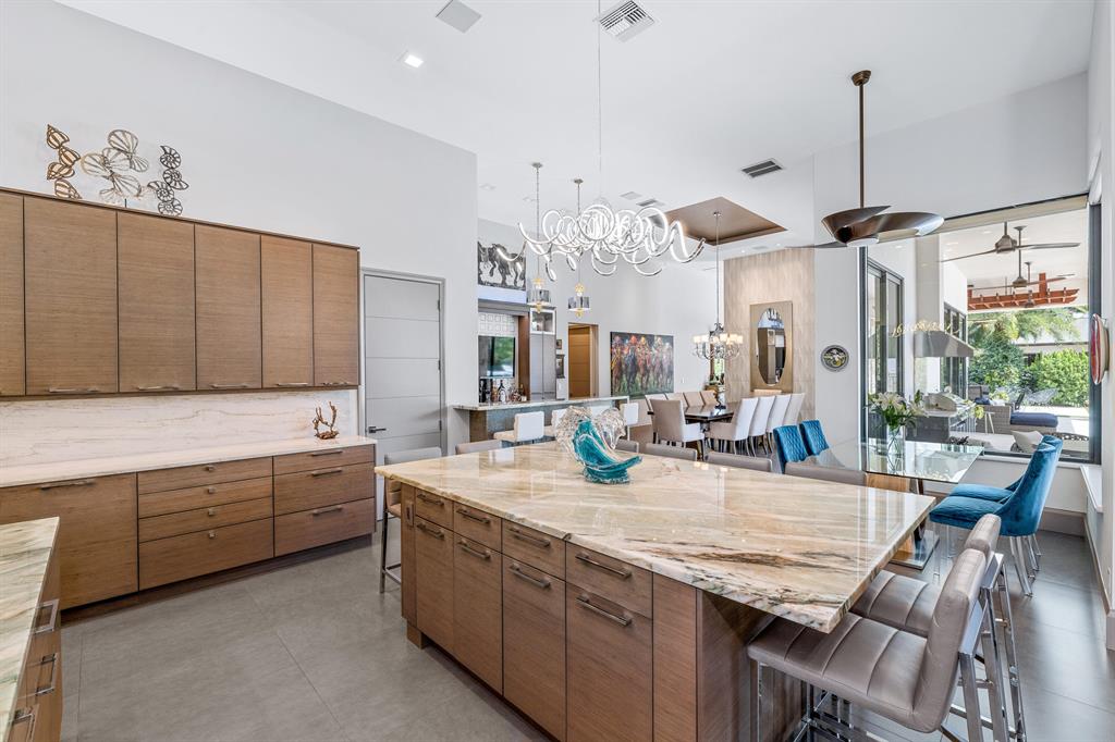 SADDLE TRAIL PARK OF WELLINGTON - Residential