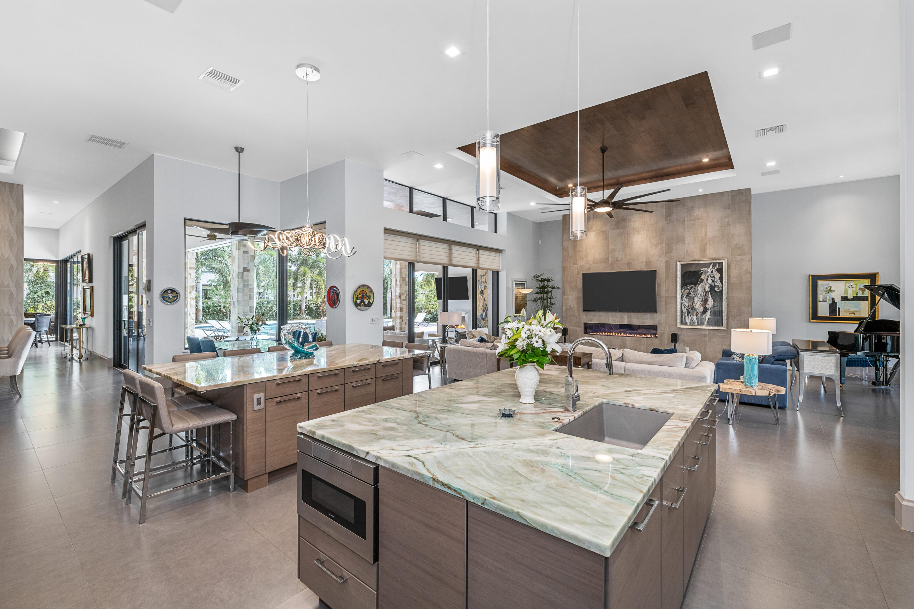 SADDLE TRAIL PARK OF WELLINGTON - Residential