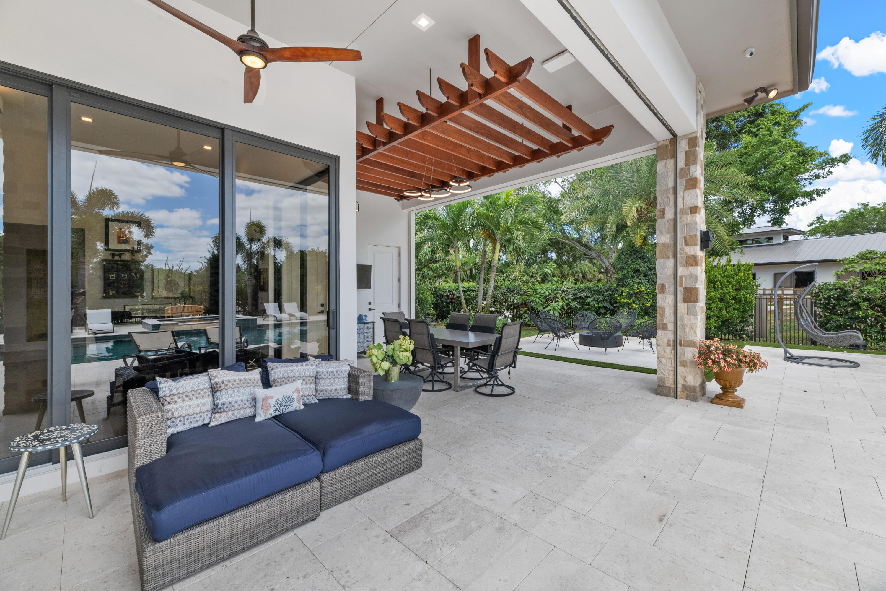 SADDLE TRAIL PARK OF WELLINGTON - Residential