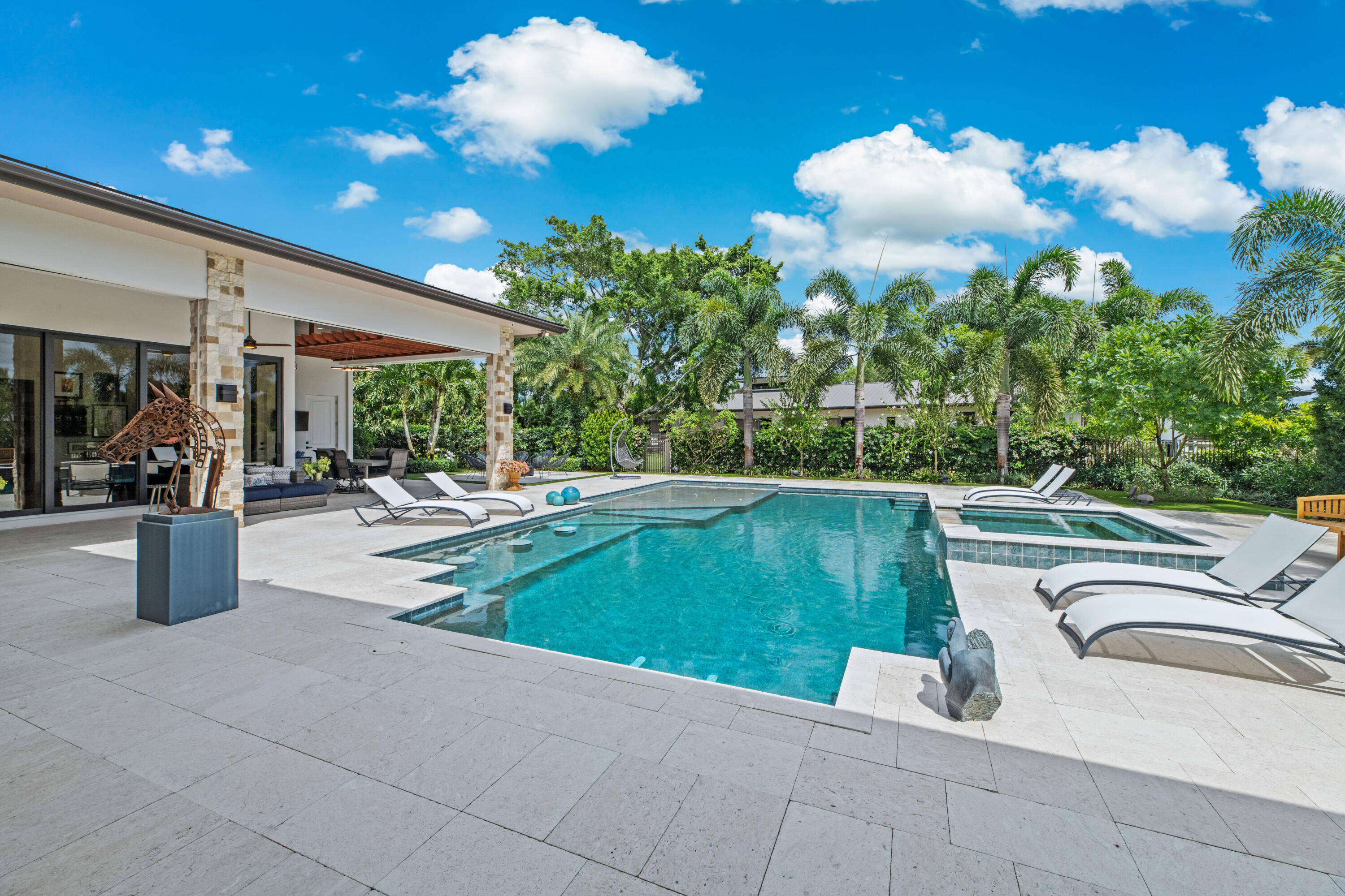 SADDLE TRAIL PARK OF WELLINGTON - Residential