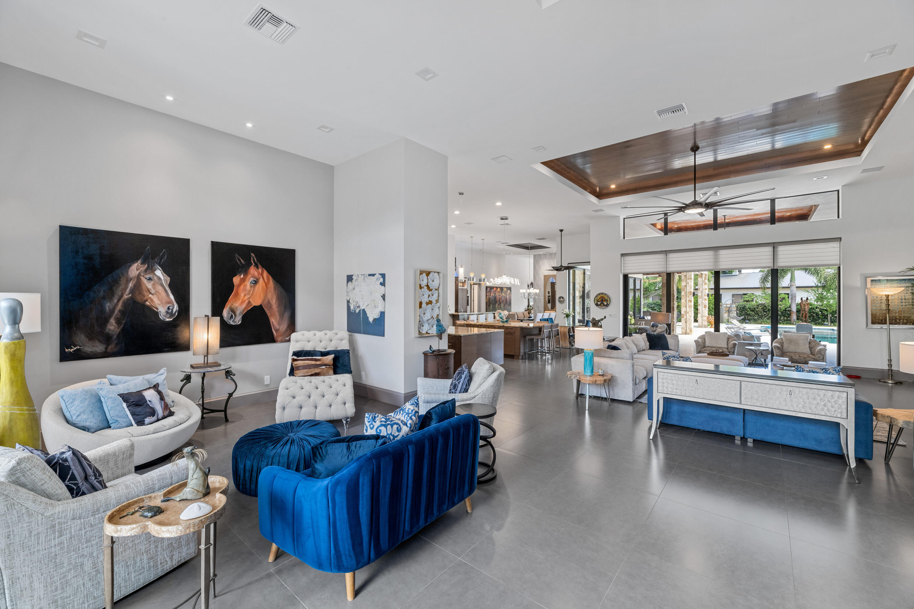 SADDLE TRAIL PARK OF WELLINGTON - Residential