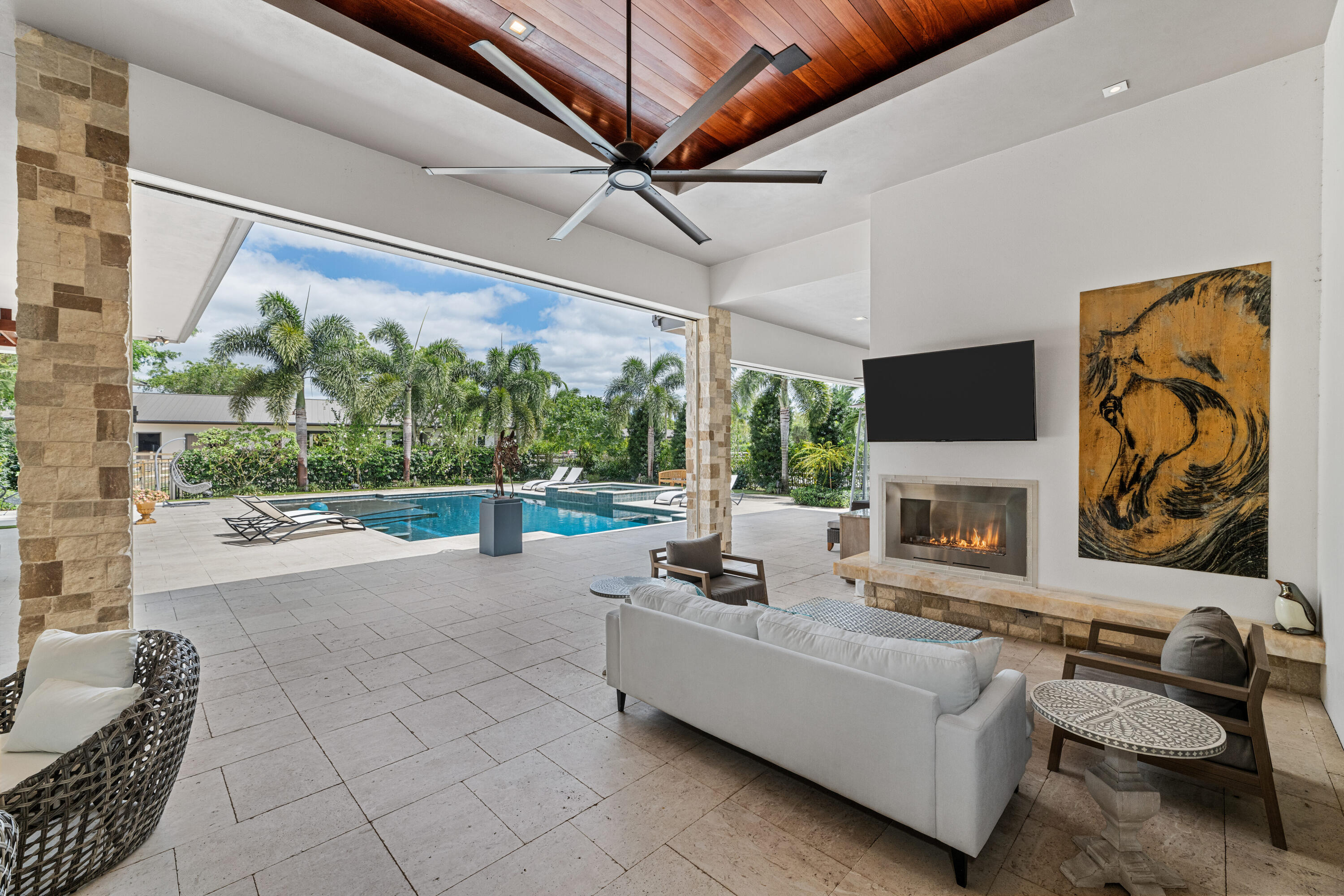 SADDLE TRAIL PARK OF WELLINGTON - Residential