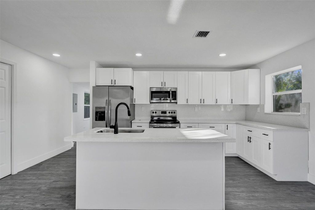 Photo of 6092 NW 24th Ct, Margate, FL 33063 (MLS # F10533107)