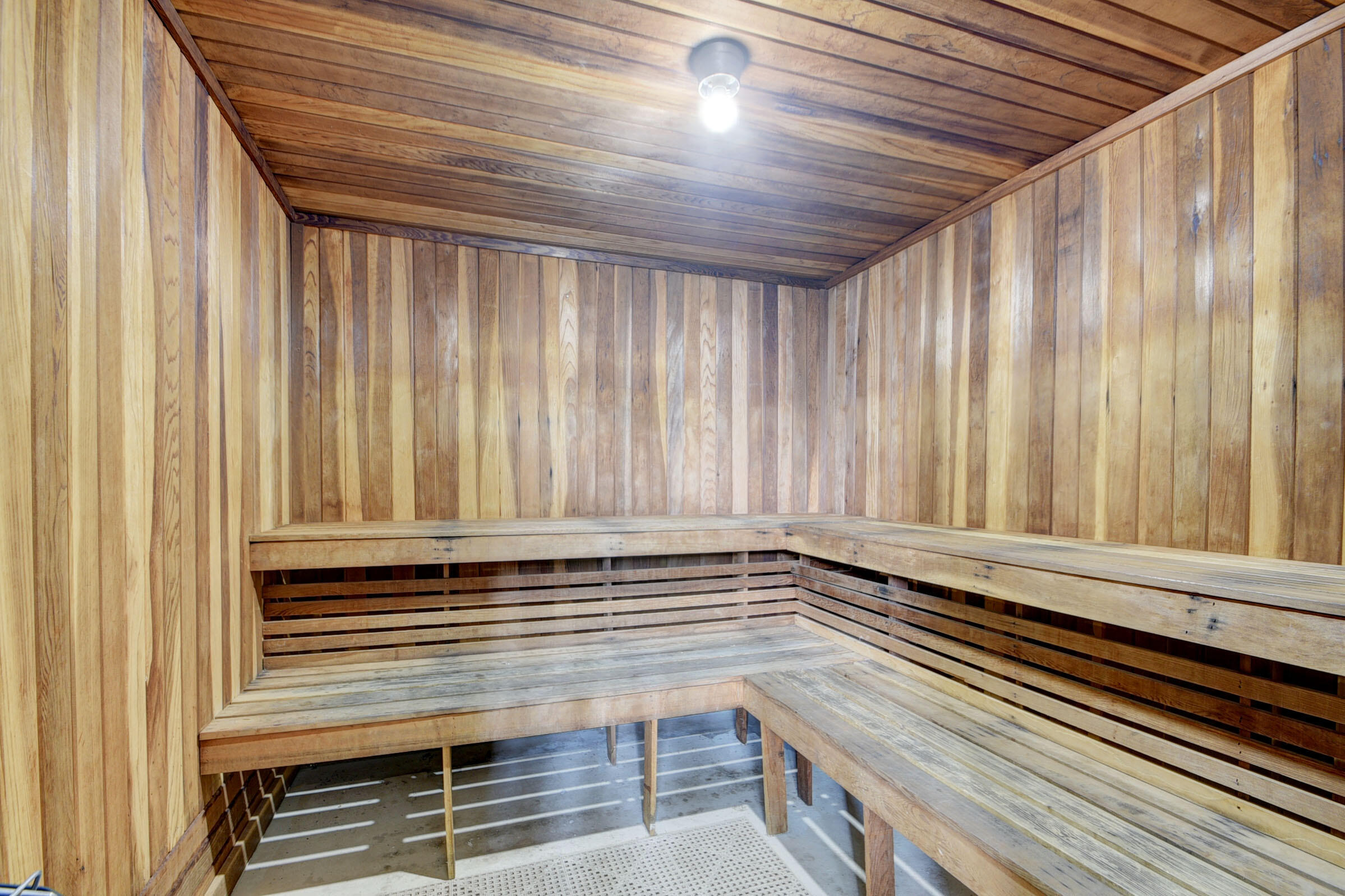 GOLDEN LAKES VILLAGE CONDO F - Residential