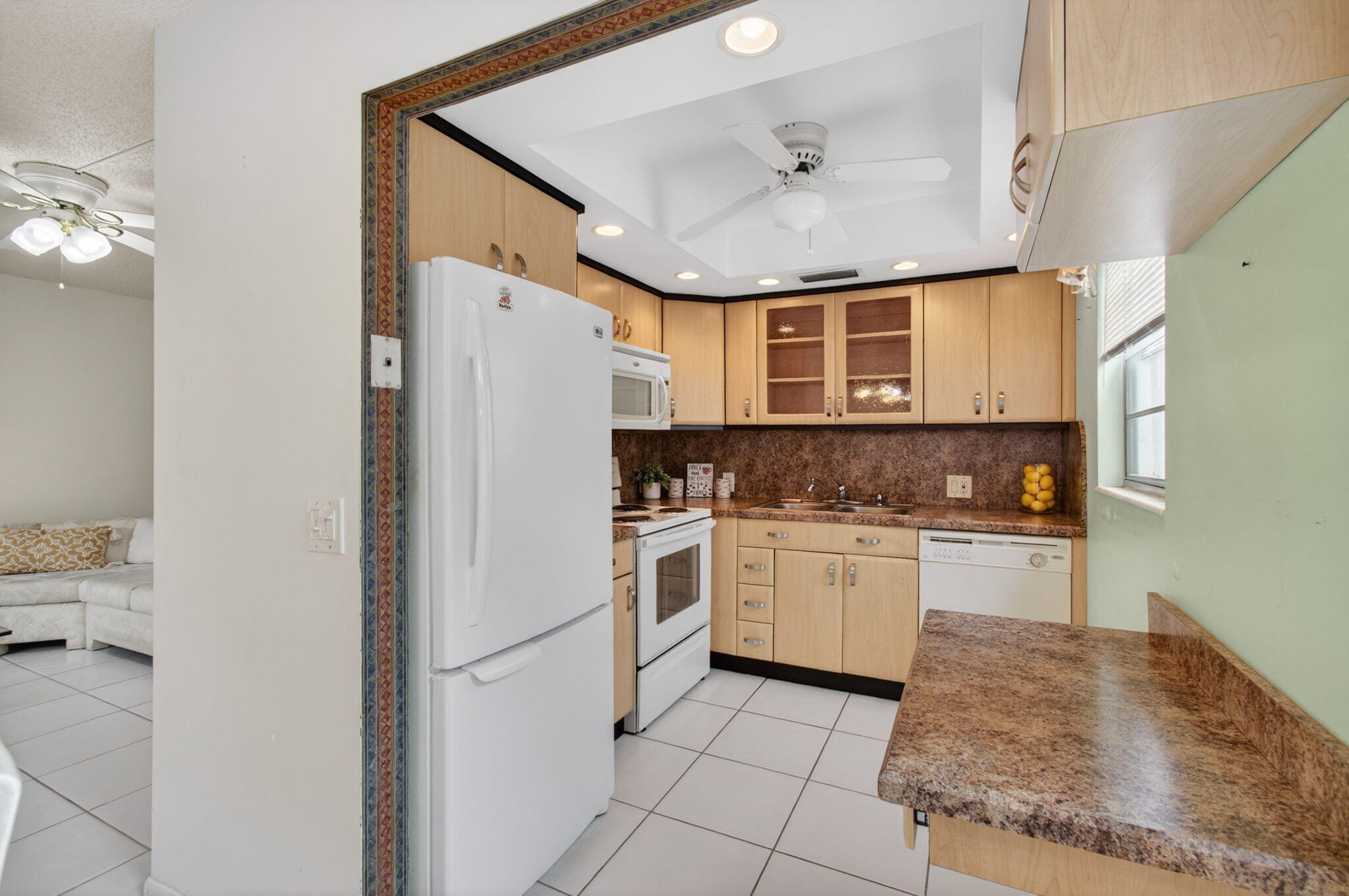 SUFFOLK/ CENTURY VILLAGE - Residential