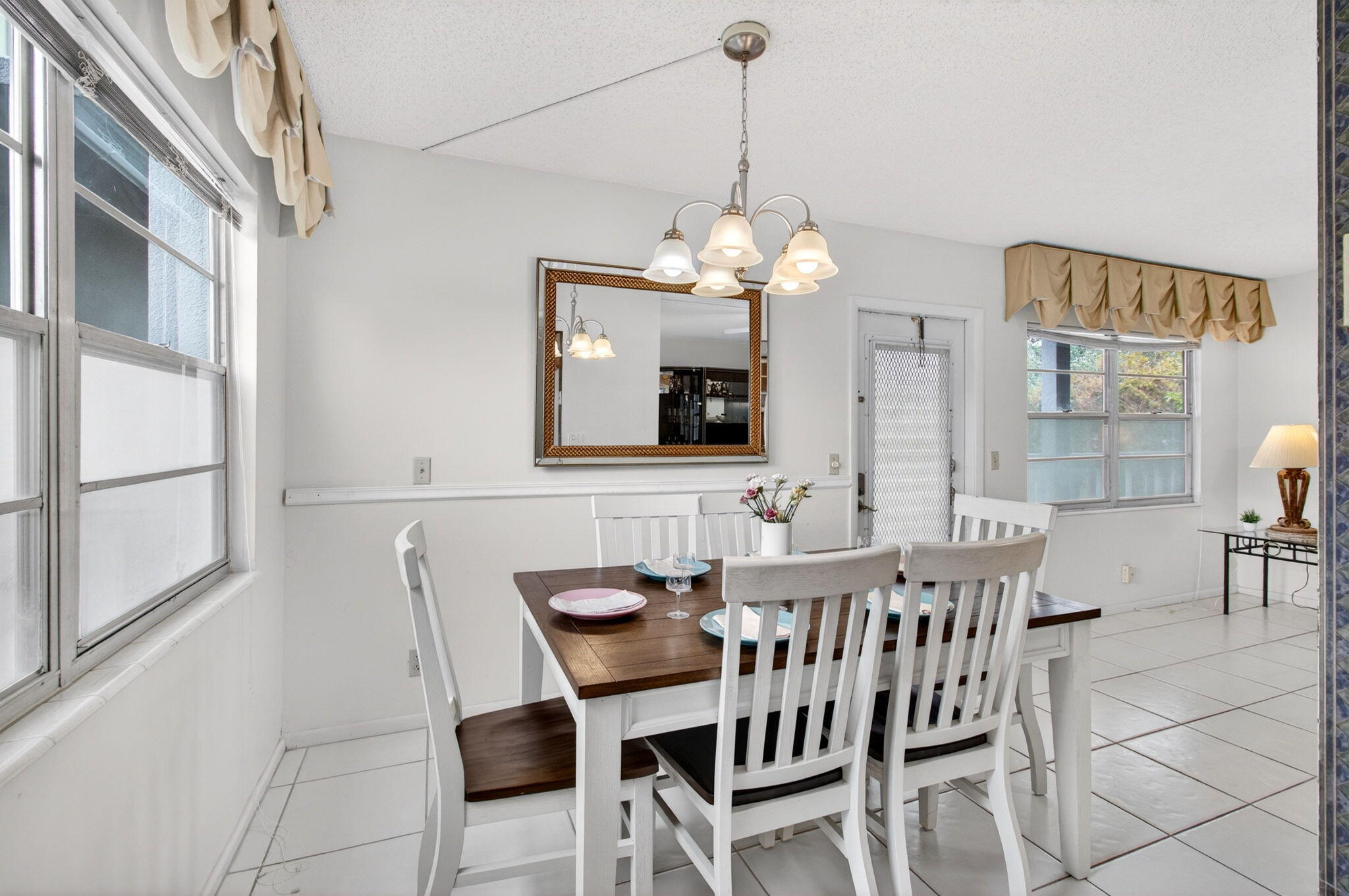 SUFFOLK/ CENTURY VILLAGE - Residential