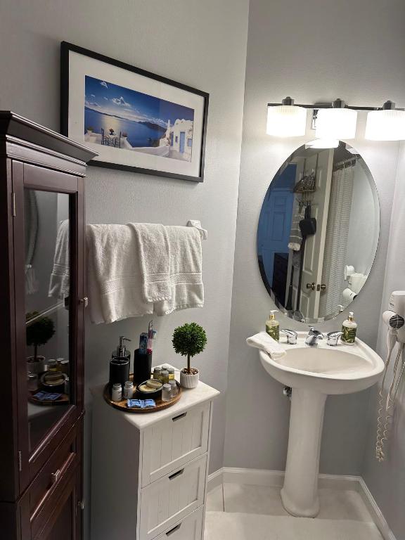 CASTLE PINES CONDOMINIUM - Residential