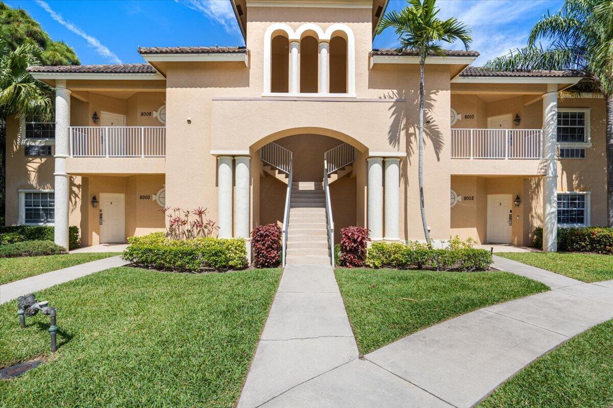 8002 Carnoustie 4012 Place 4012