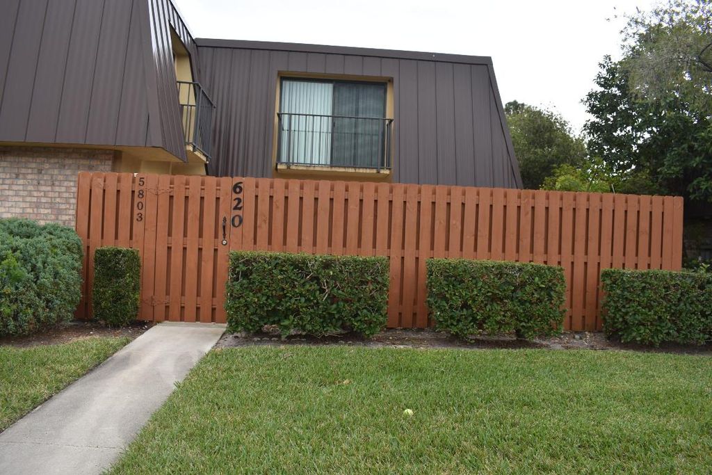 Photo of 5803 SE Windsong Lane #620, Stuart, FL 34997 (MLS # R10949674)