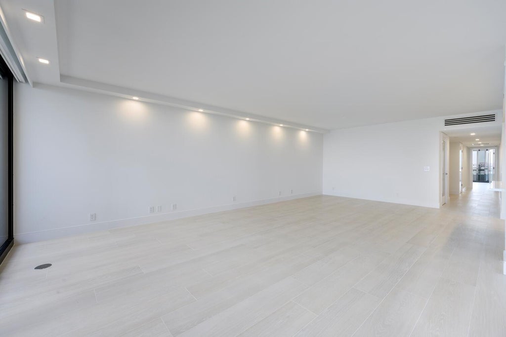 Photo of 525 S Flagler Drive #14c, West Palm Beach, FL 33401 (MLS # B26083541)