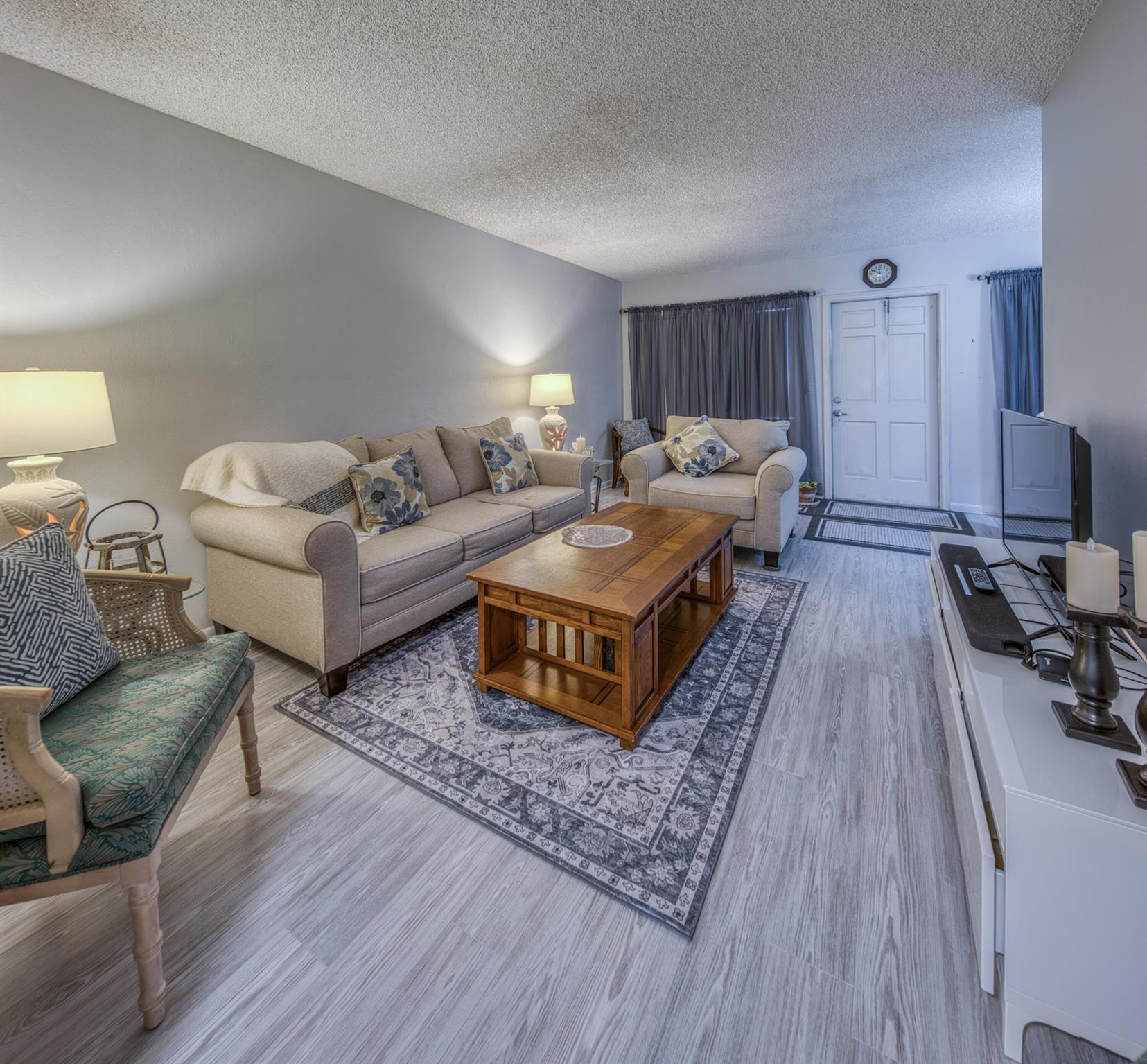 Beautifully decorated, move-in ready 1/1 apartment in Lake Osborne. This 55+ community has great outdoor activities and trails around the lake. The unit was renovated a few years ago. The bedroom is large enough to fit a king size bed and the living room has a sofa bed. Nice and bright white kitchen. AC 2020 and water heater 2016. Most of the furniture stays. Wifi, cable and internet are included in the association fee.Come take a look and fall in love with the apartment.