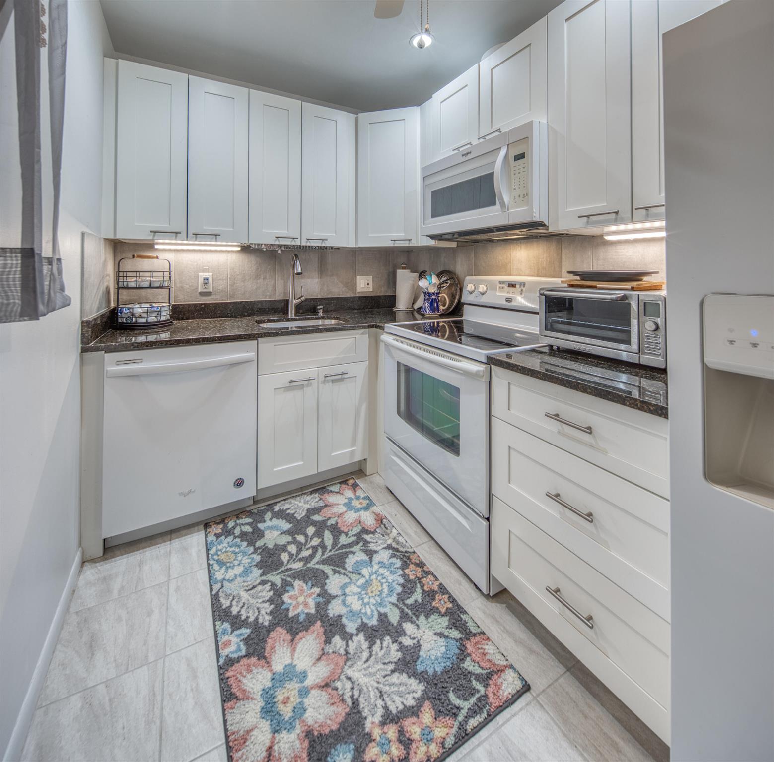 2960 Lake Osborne Drive 206