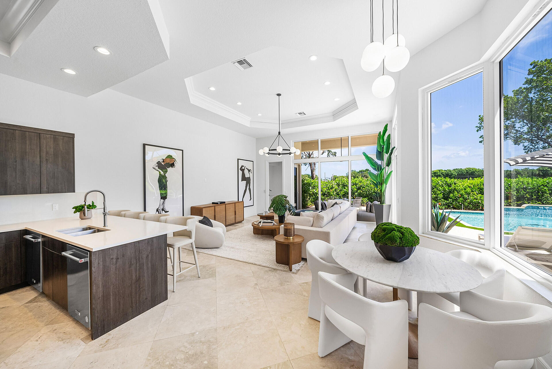 BRISTOL POINTE - Residential