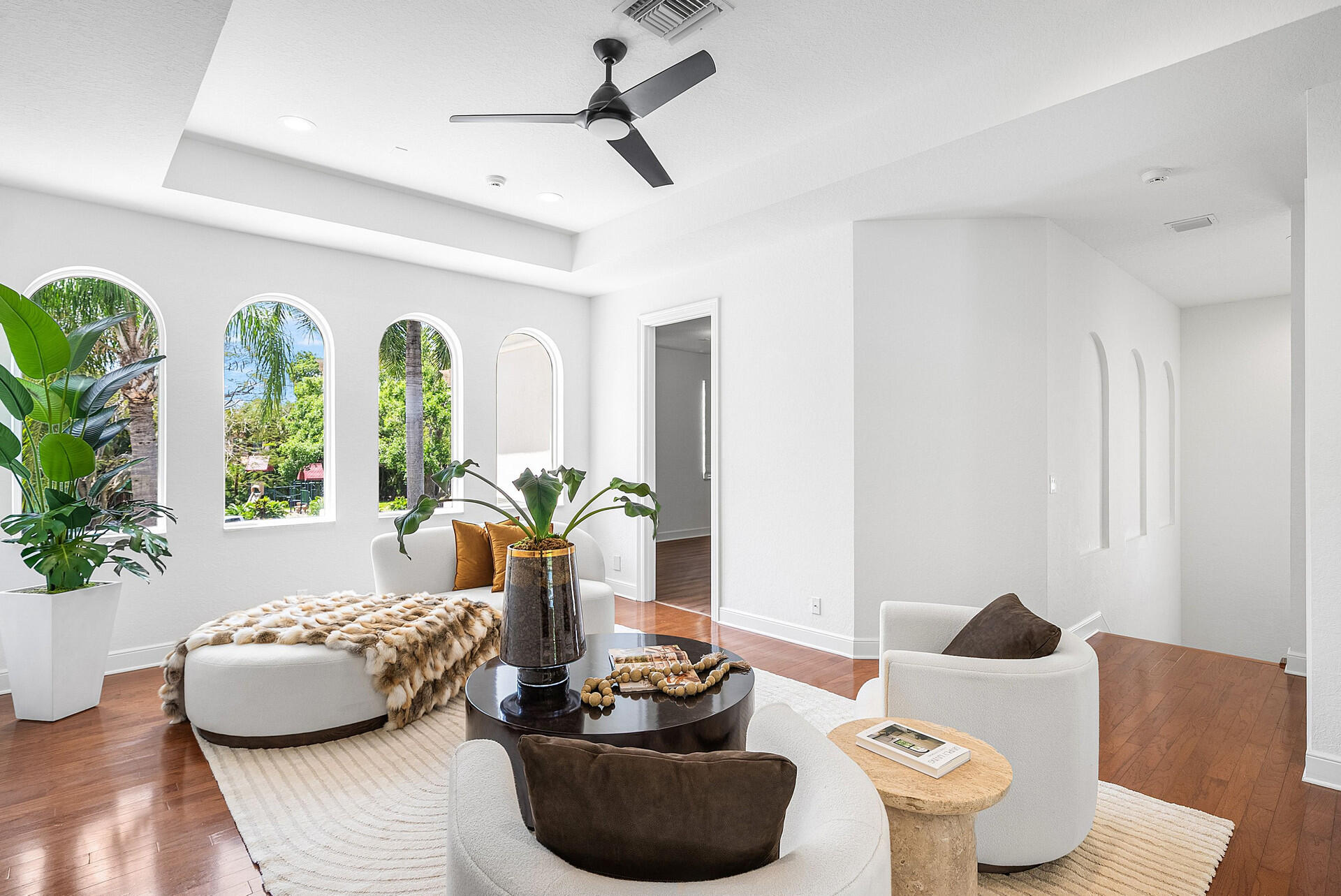 BRISTOL POINTE - Residential