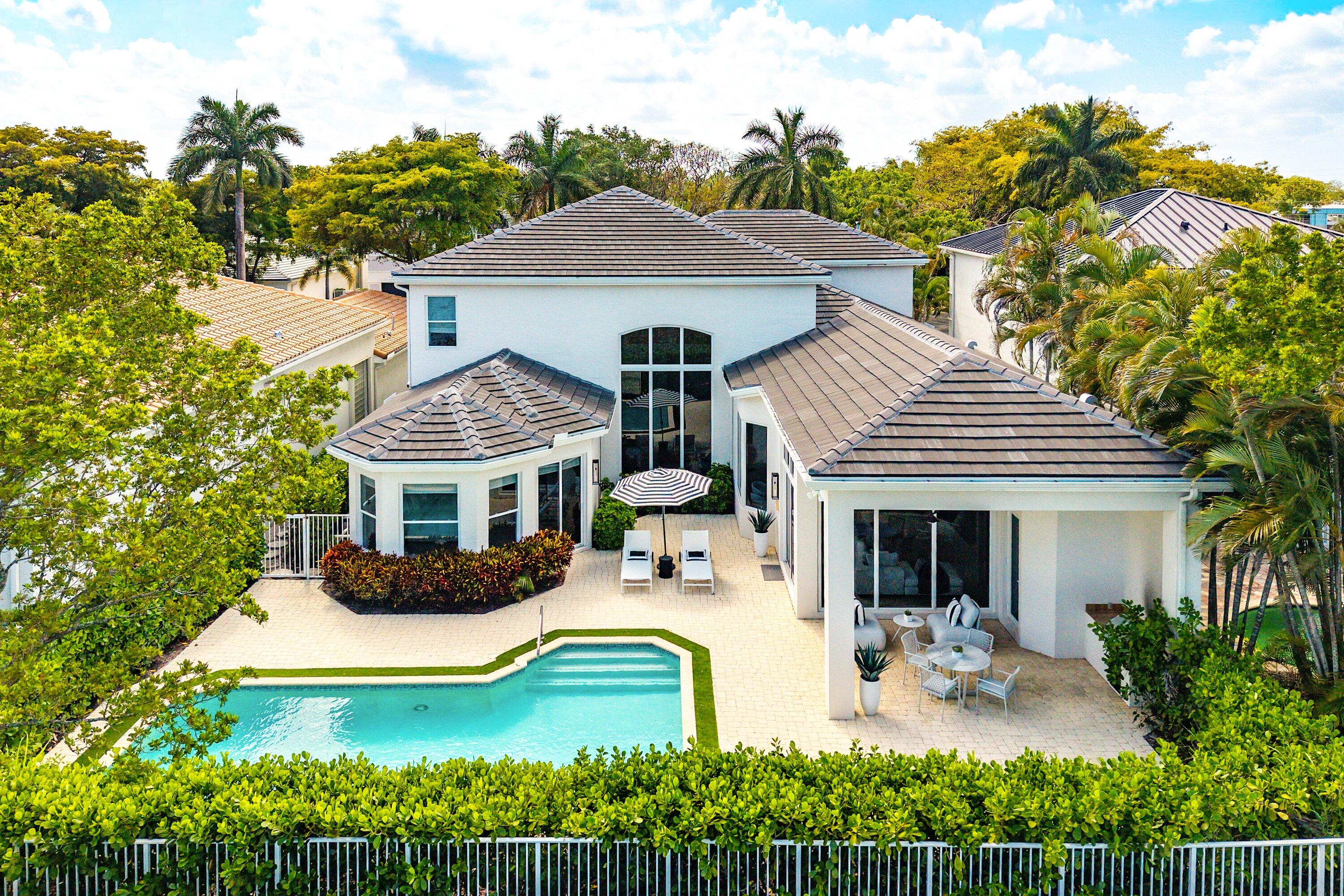 BRISTOL POINTE - Residential