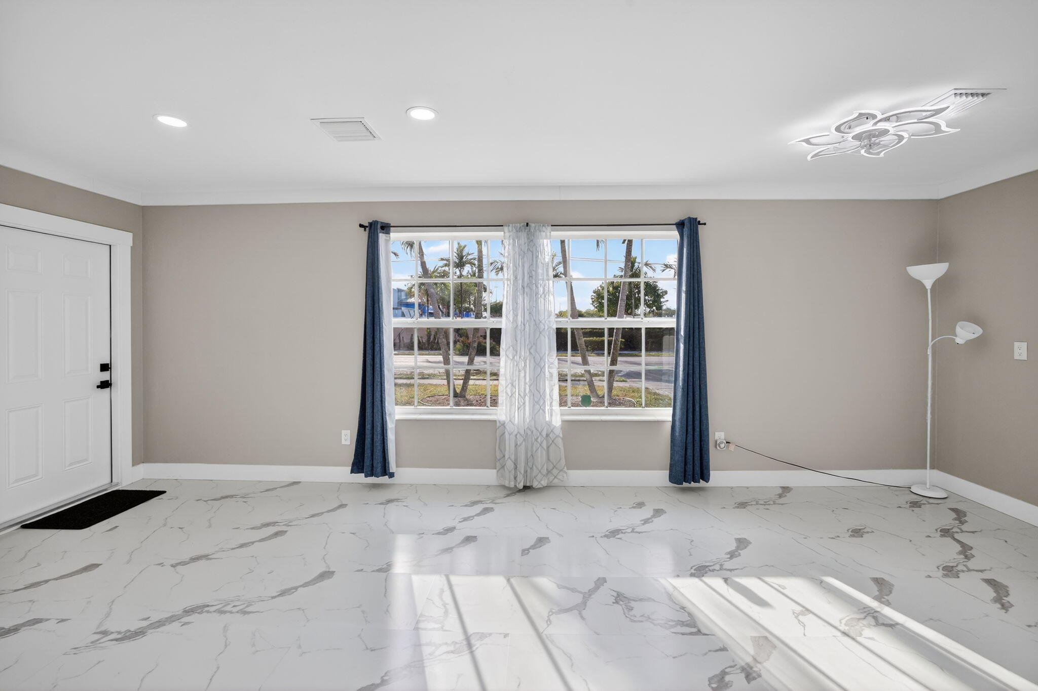 WOODLAND PARK AMD PLAT - Residential Lease