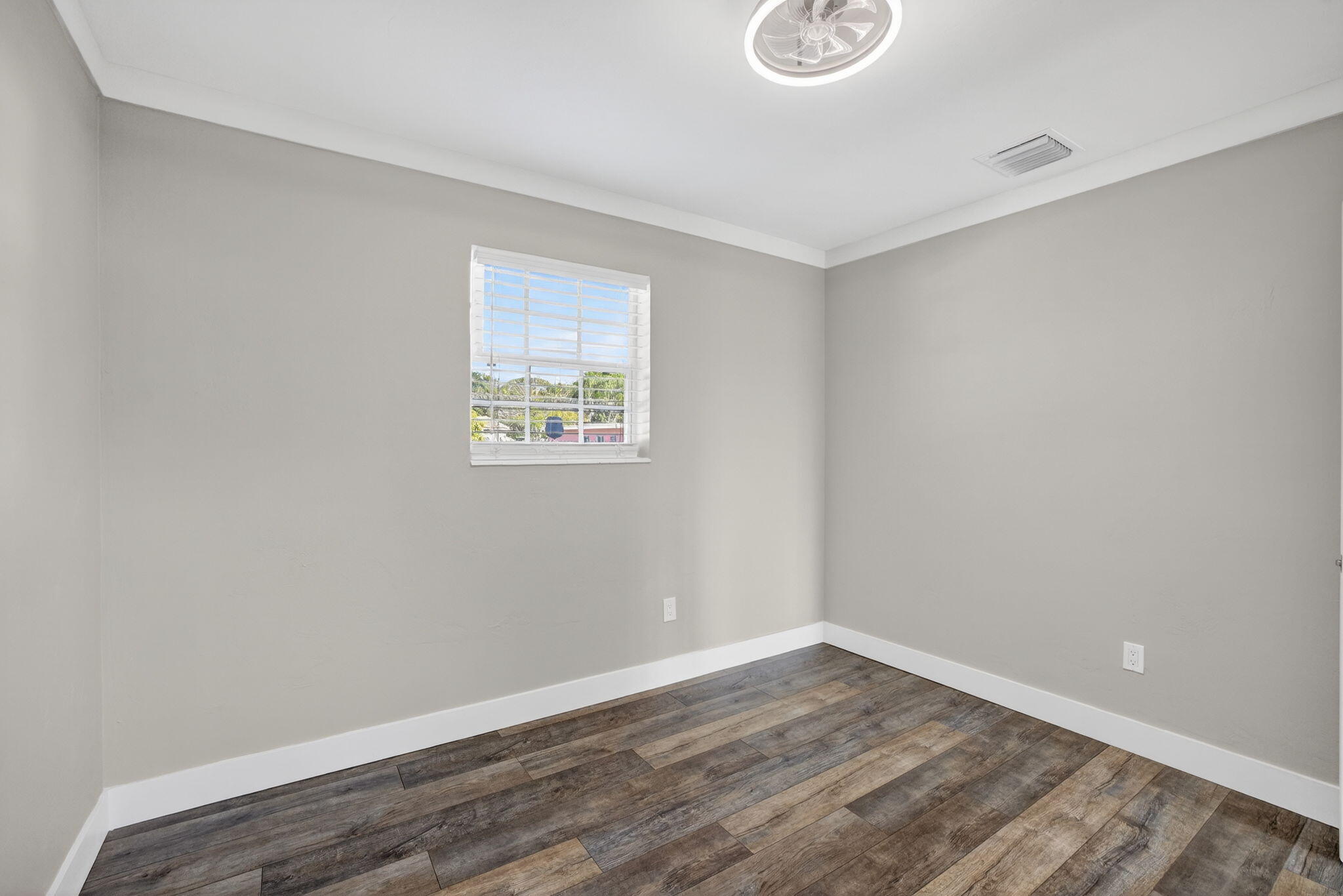 WOODLAND PARK AMD PLAT - Residential Lease