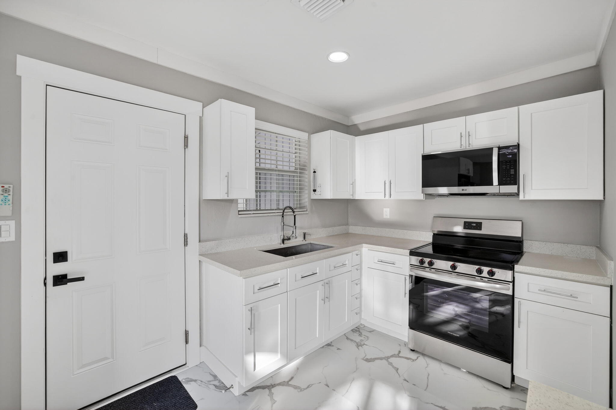 WOODLAND PARK AMD PLAT - Residential Lease