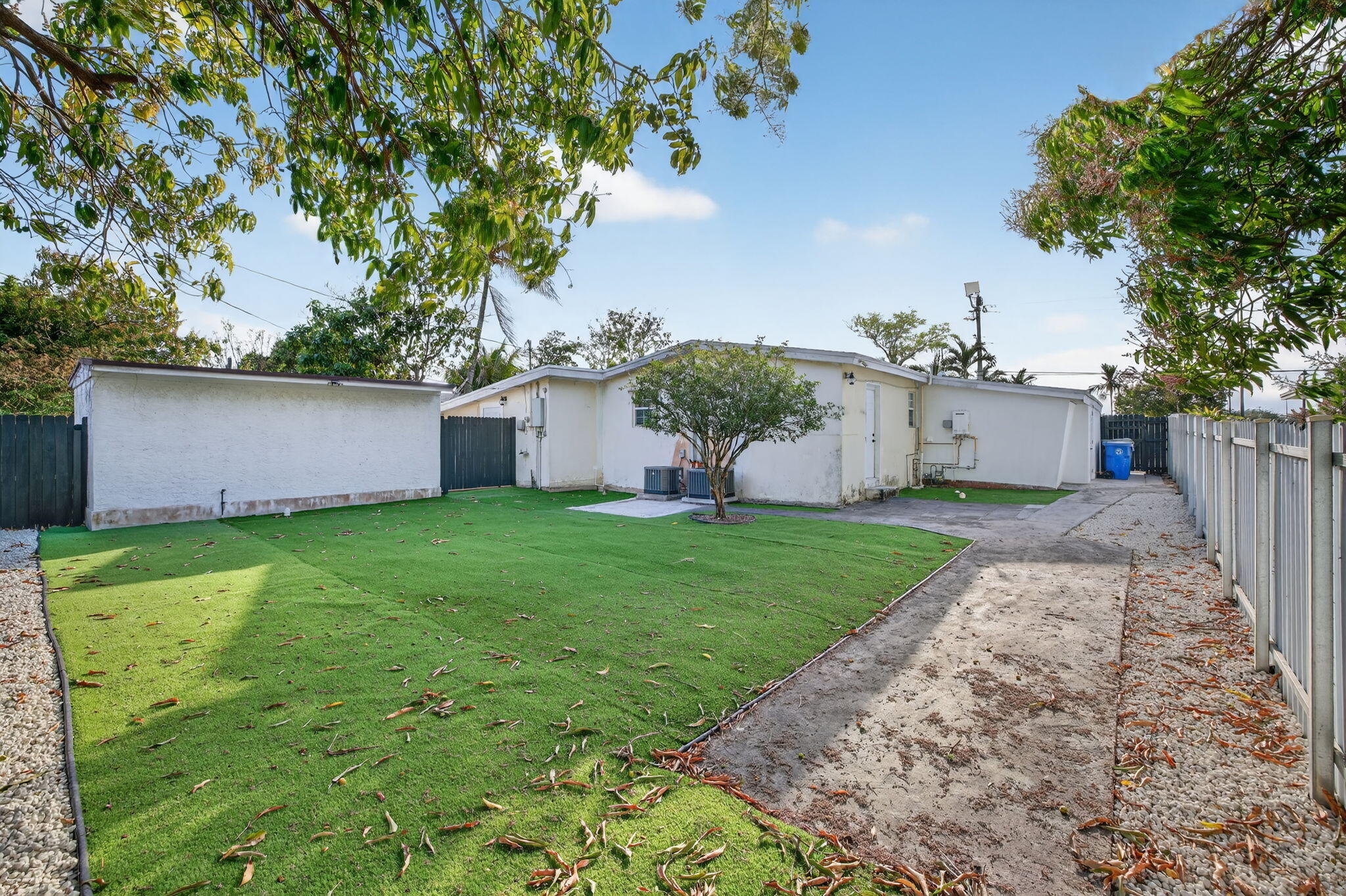 WOODLAND PARK AMD PLAT - Residential Lease