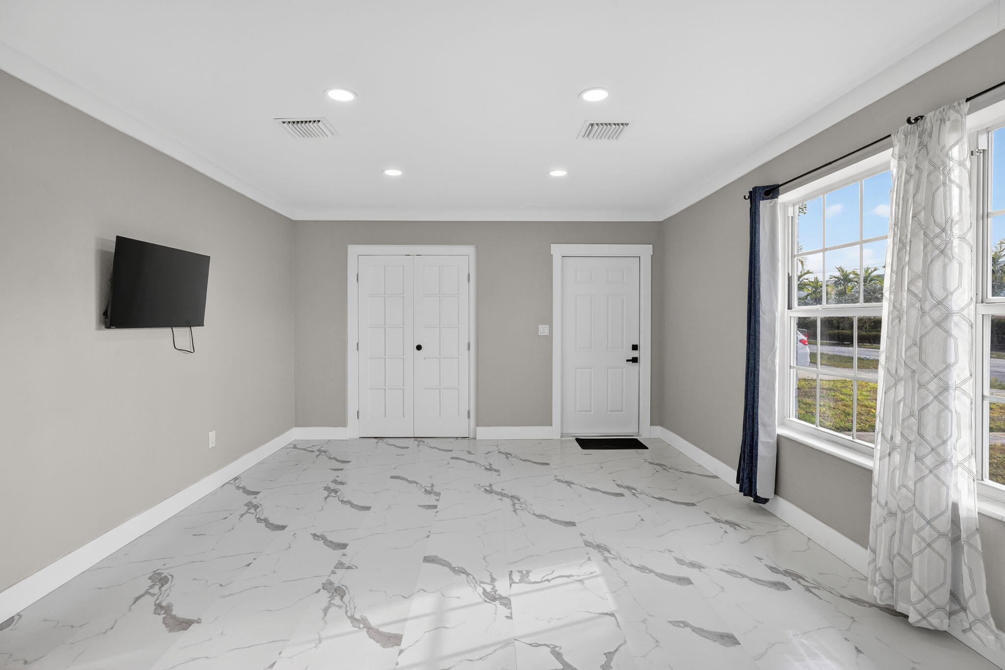 WOODLAND PARK AMD PLAT - Residential Lease