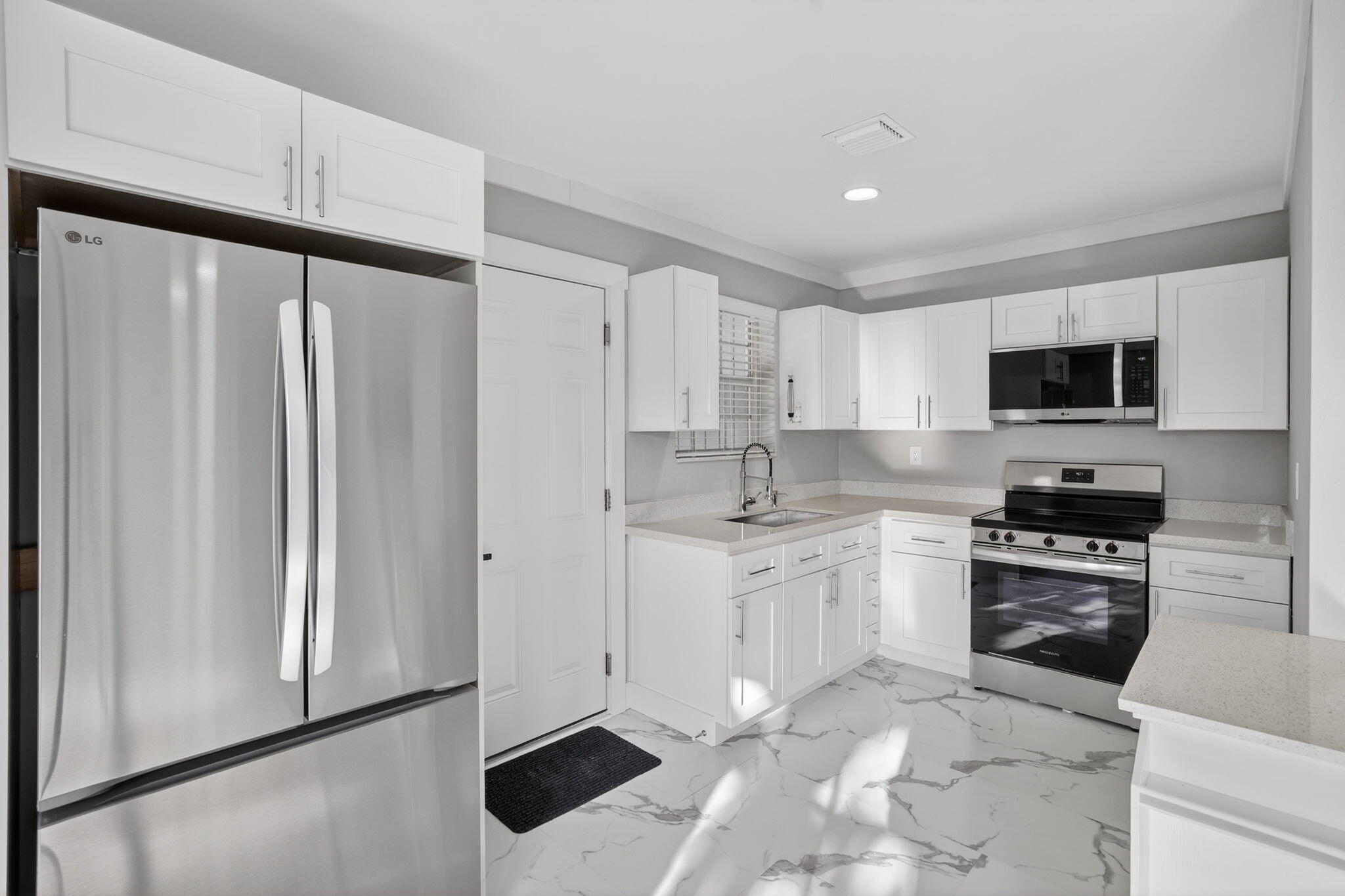 WOODLAND PARK AMD PLAT - Residential Lease