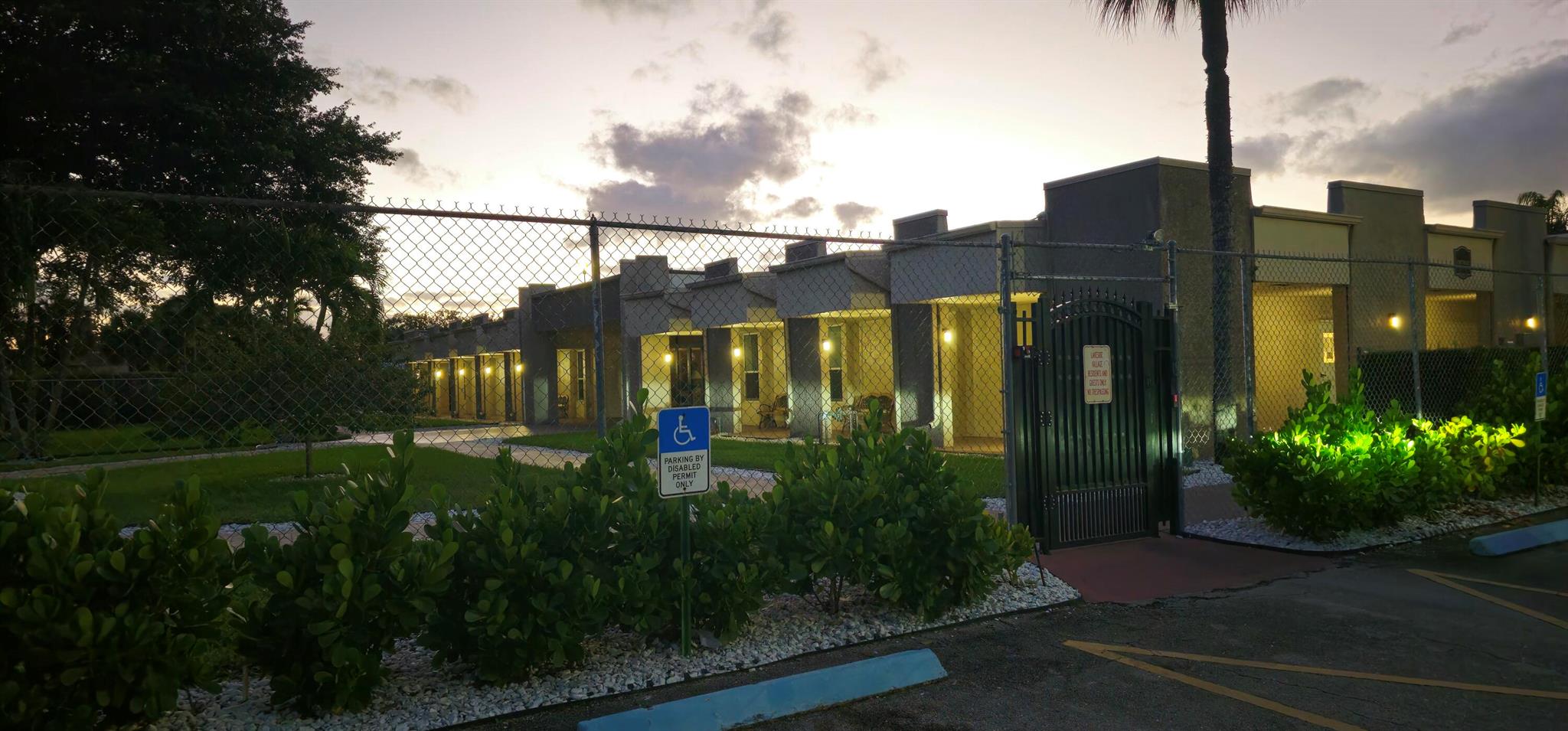 LAKESIDE VILLAGE COND NO - Residential