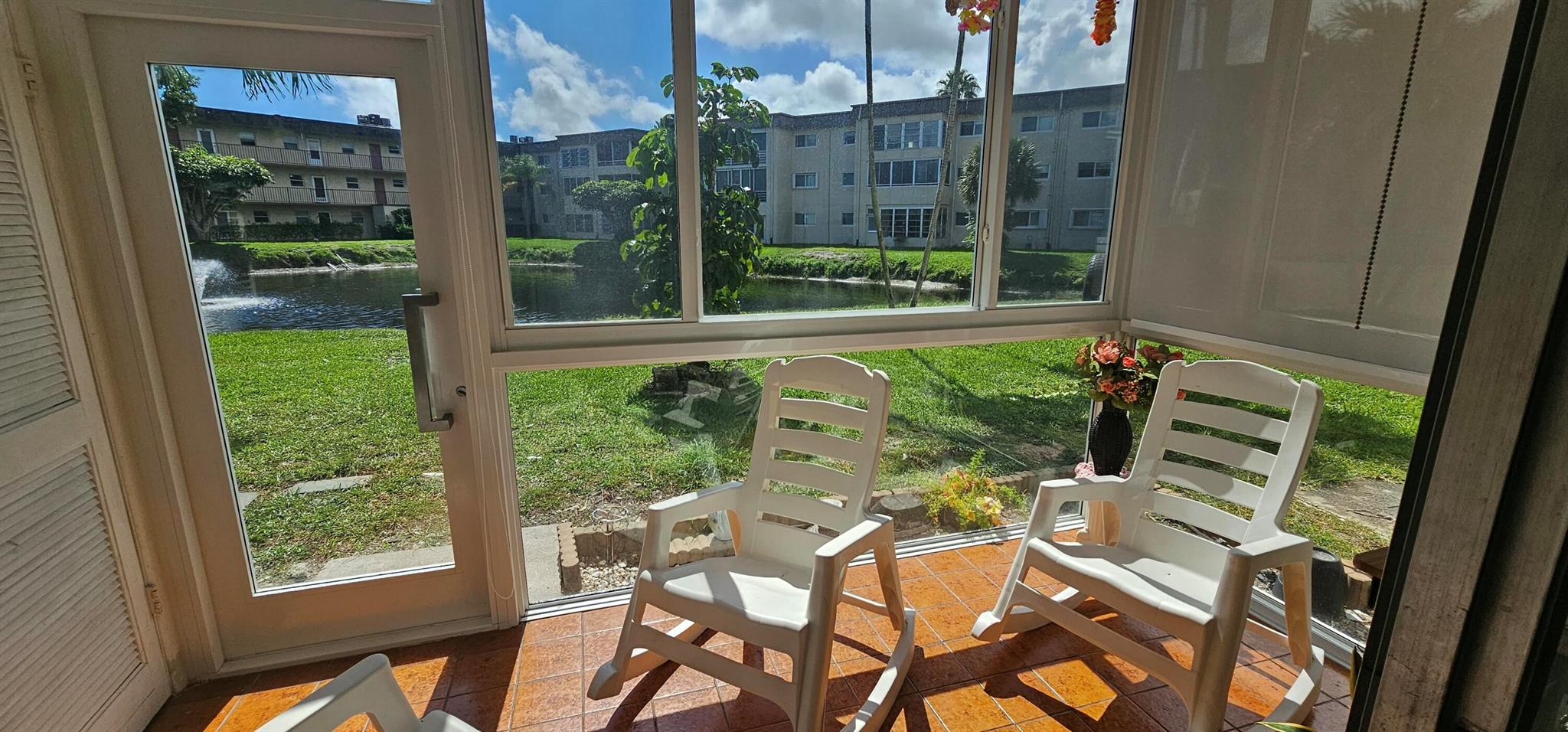 LAKESIDE VILLAGE COND NO - Residential