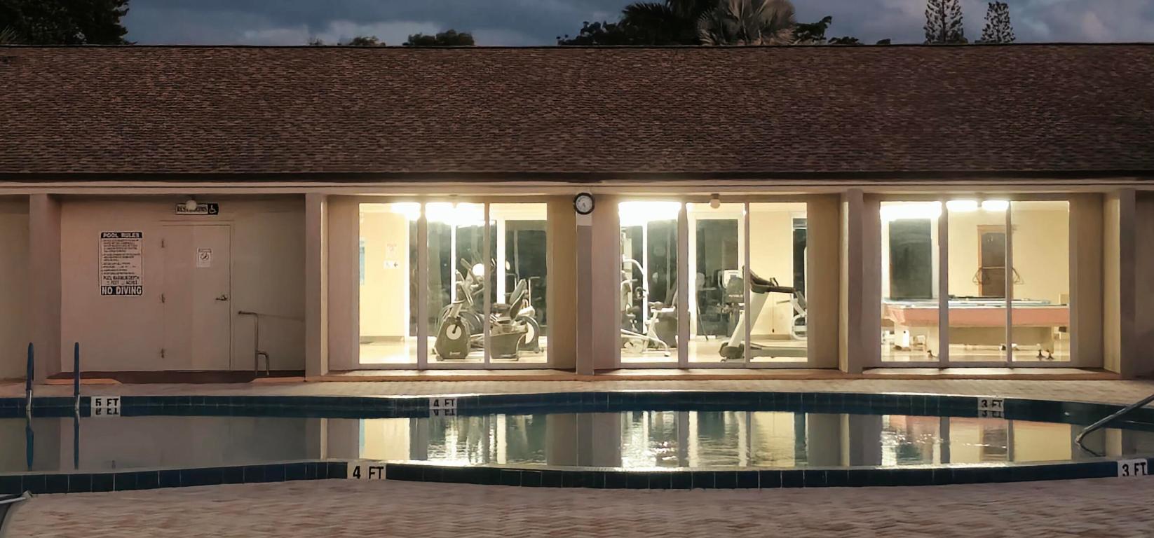 LAKESIDE VILLAGE COND NO 8 - Residential