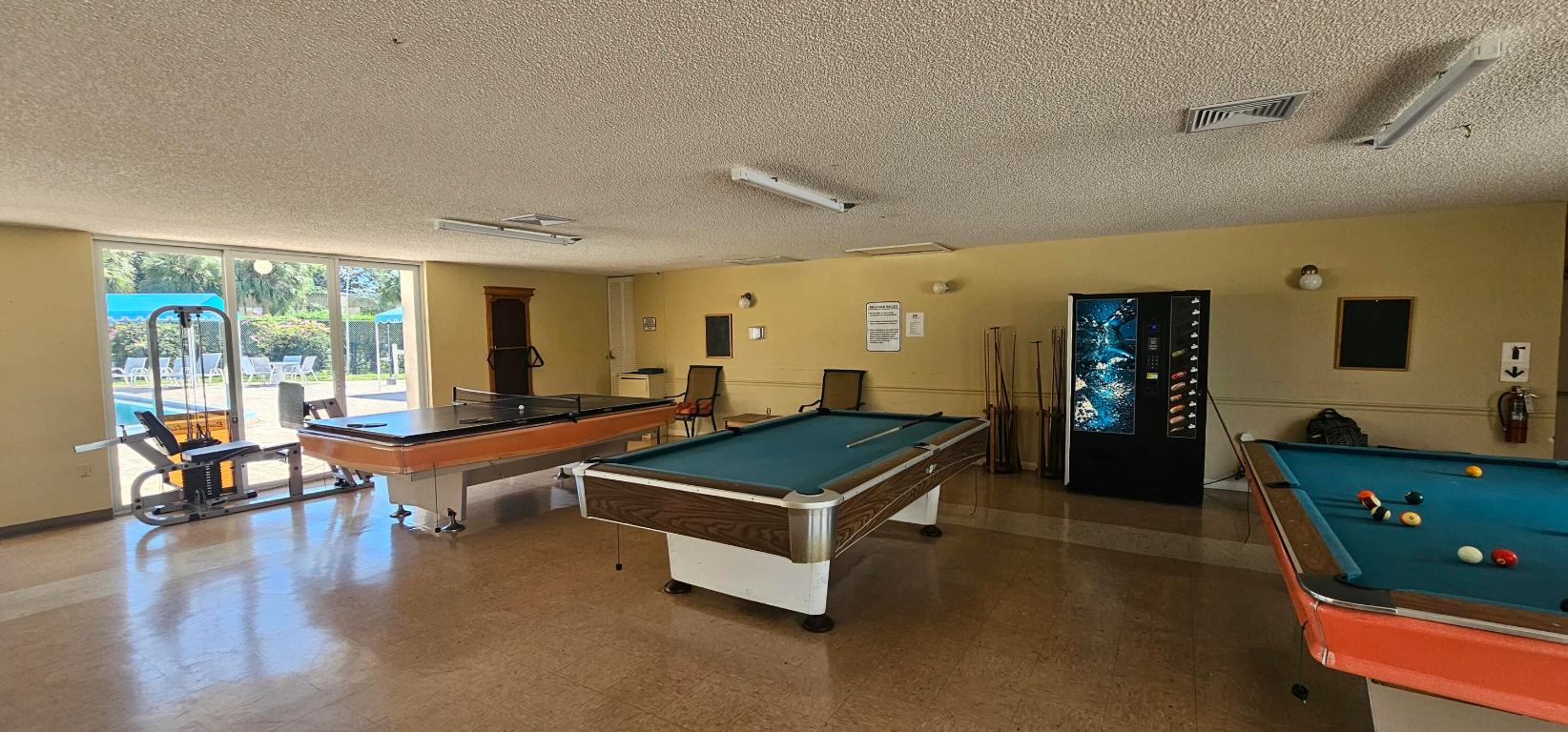 LAKESIDE VILLAGE COND NO 8 - Residential