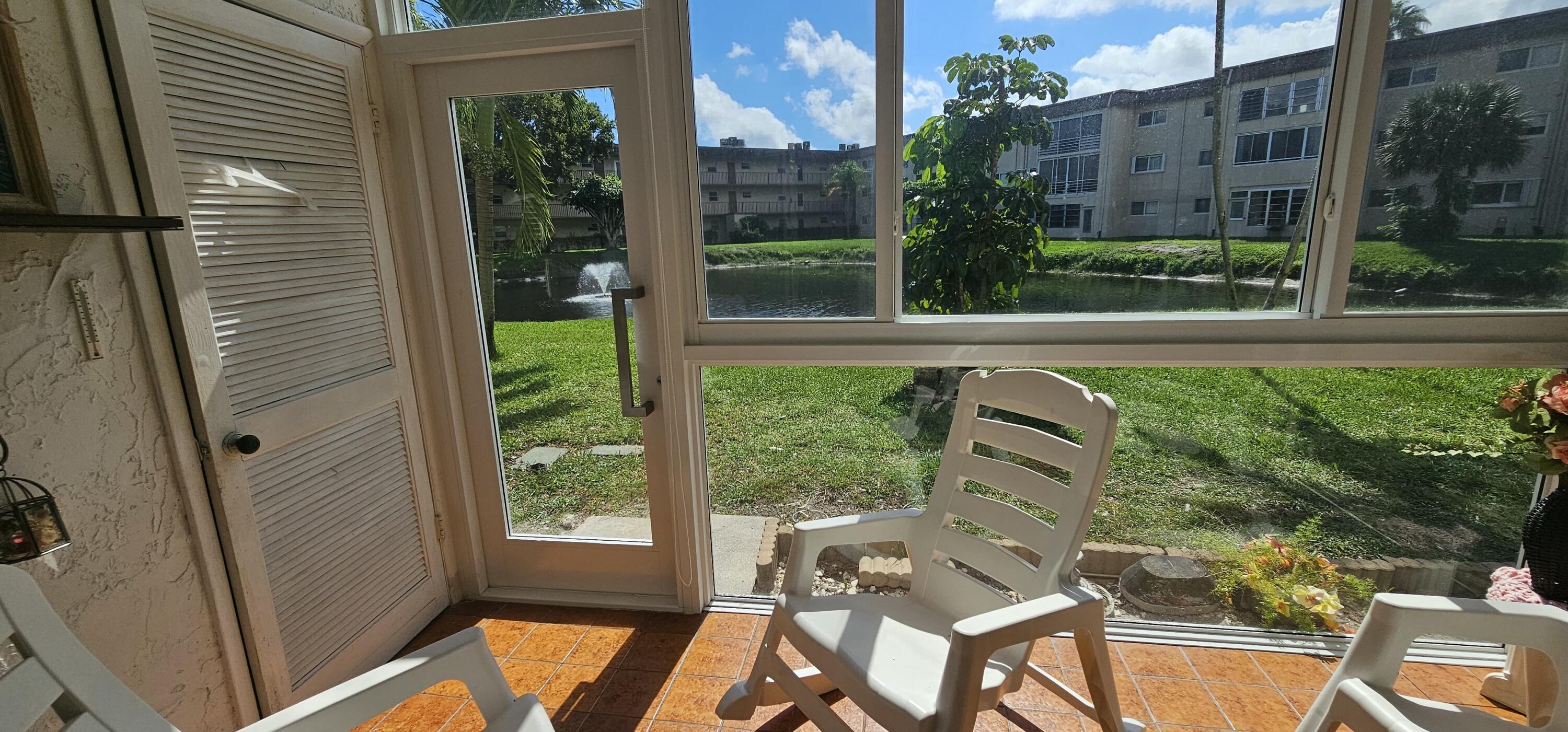 LAKESIDE VILLAGE COND NO 8 - Residential