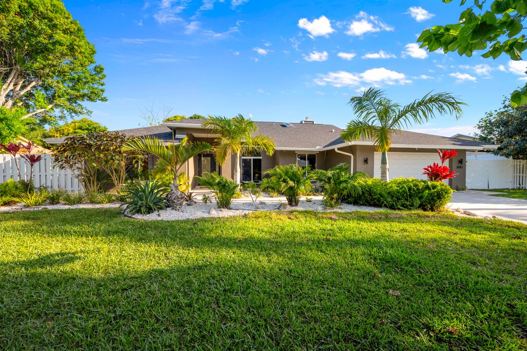 Photo of 3082 NE Ivy Lane, Jensen Beach, FL 34957 (MLS # R10992676)