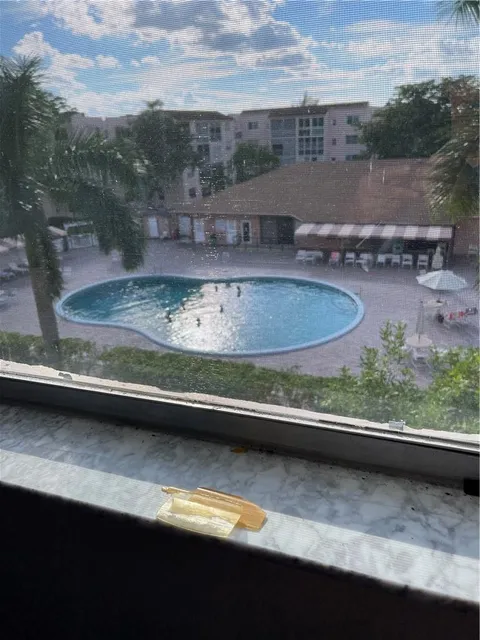 2811 Somerset Dr Unit 404, Lauderdale Lakes, FL MLS: F10491510